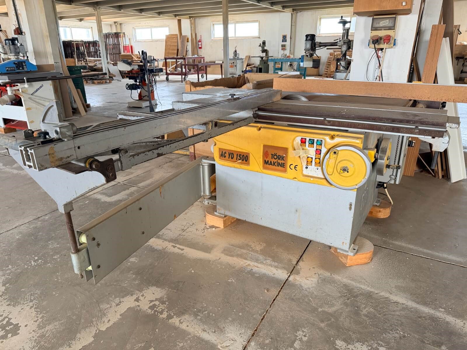 TÖRK AC YD 1500 Çizicili Yatar Daire Makinesi (2006)