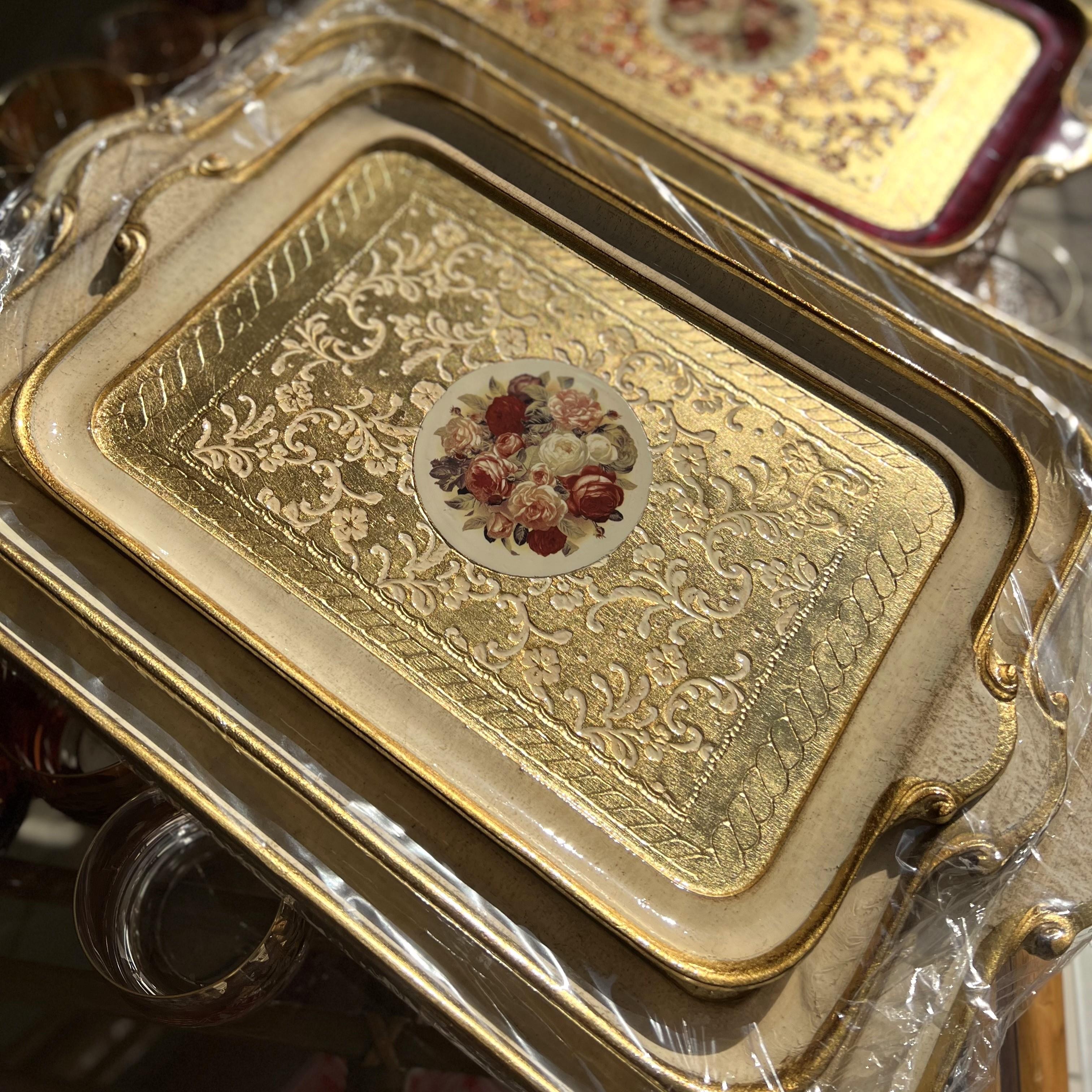 L & M Florence Art Gül Ağacı Desenli İthal Renkli 8-12 Kişilik Tepsi 