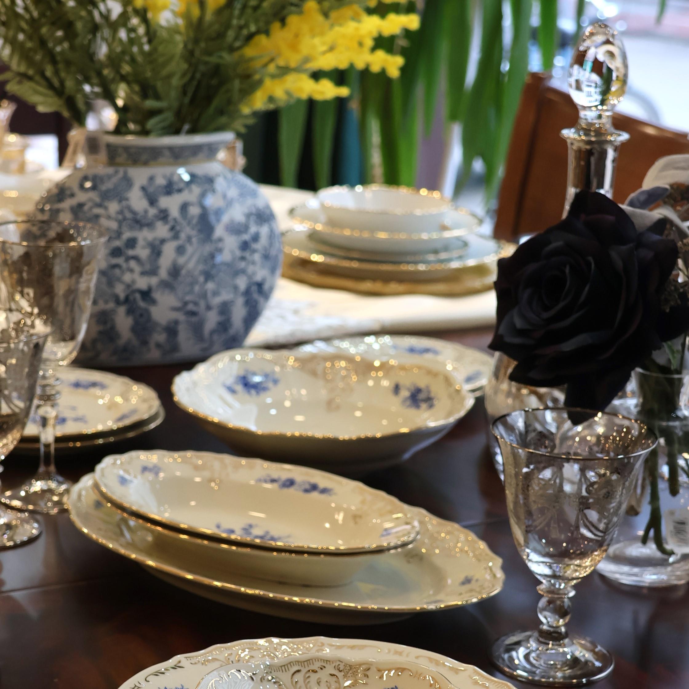 Bernadotte Mavi Çiçek Desenli Yemek Takımı