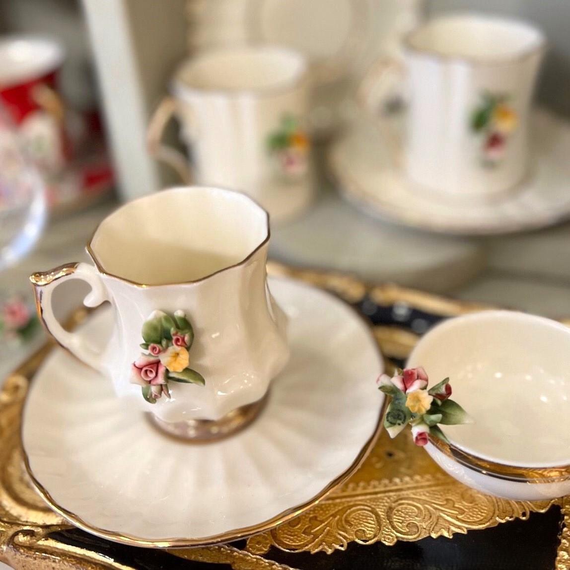 Capodimonte Model 6 Kişilik Kahve Fincanı Takımı
