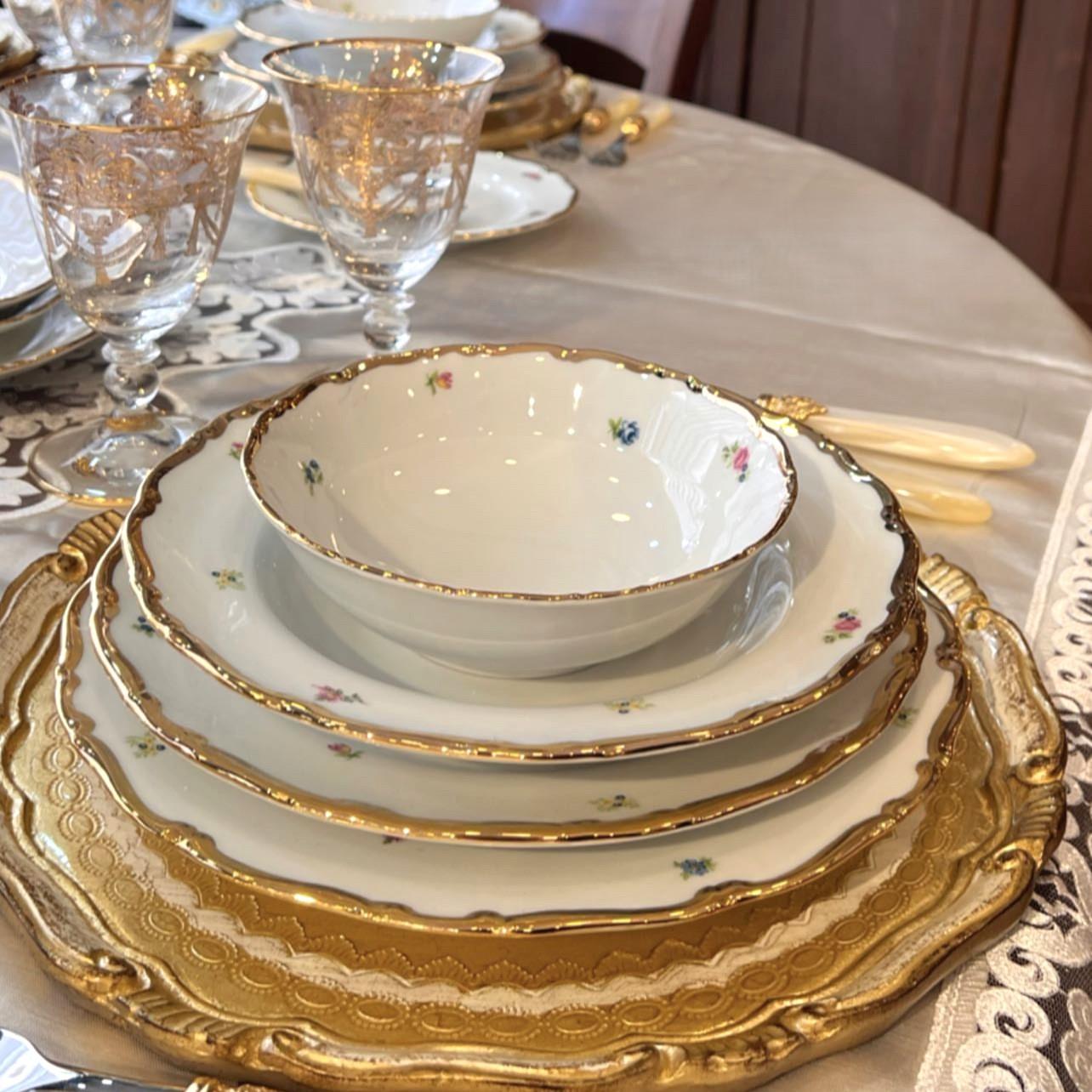 Thun Çiçek Desenli Gold Detaylı Yemek Takımı