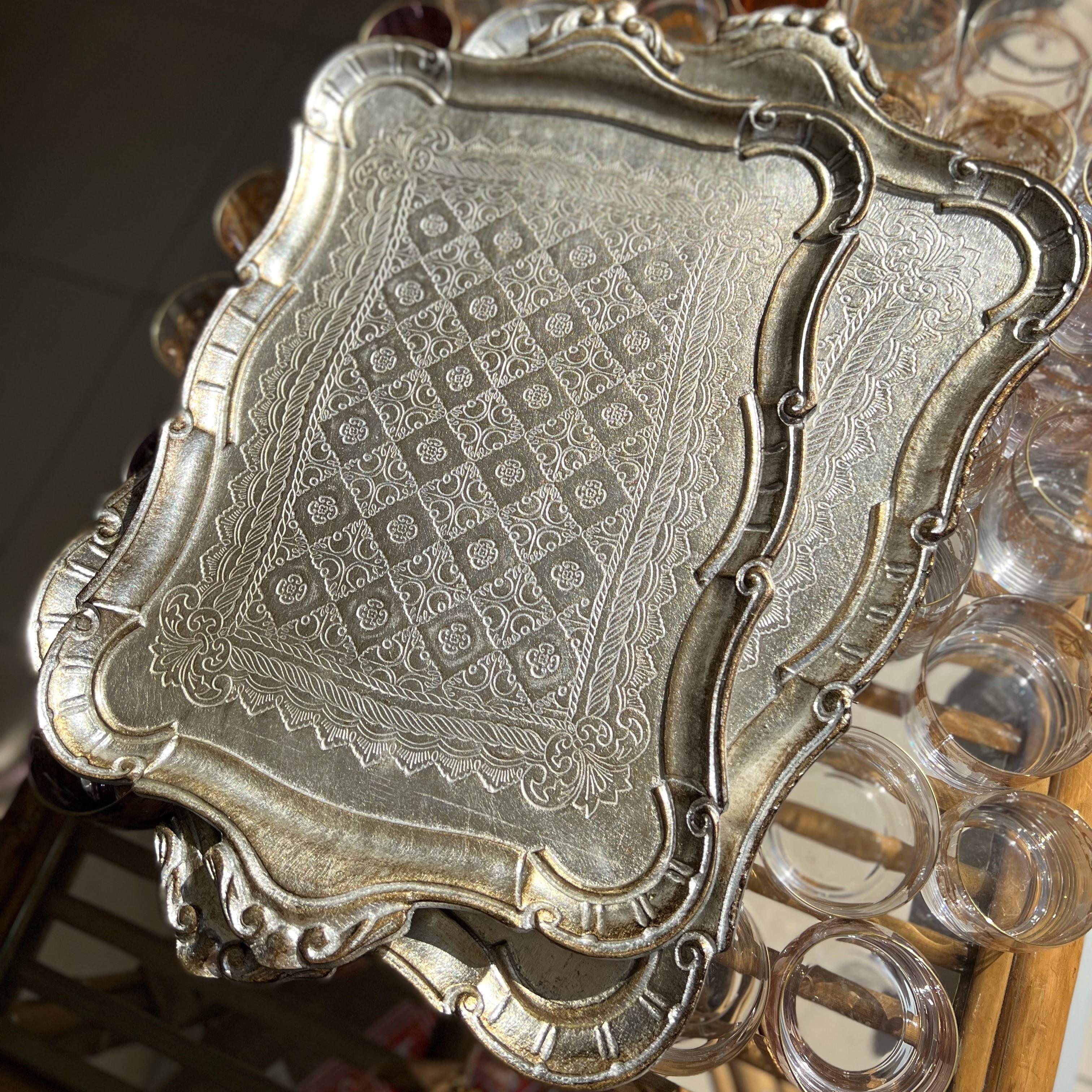 L & M Florence Art Silver Köşeli İthal Gül Ağacı Tepsi 6 Kişilik