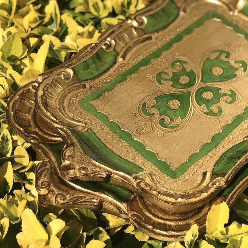 L & M Florence Art Gül Ağacı Köşeli İthal Gold Yeşil Renkli 2-3 Kişilik Tepsi 