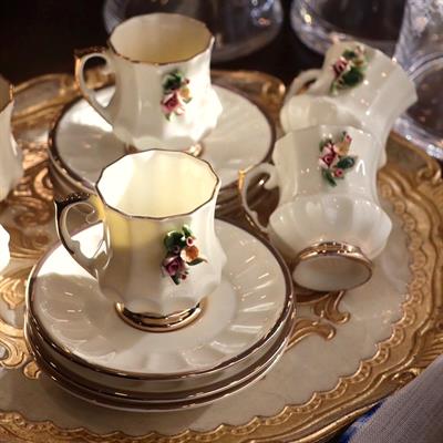 Capodimonte Model 6 Kişilik Kahve Fincanı Takımı