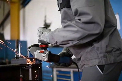 Bosch GWS 14-125 S 1400 W Devir Ayarlı Taşlama Makinesi