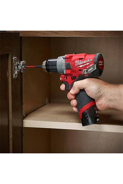Milwaukee M12 FPD2-202X 12V Çift Akülü Darbeli Matkap