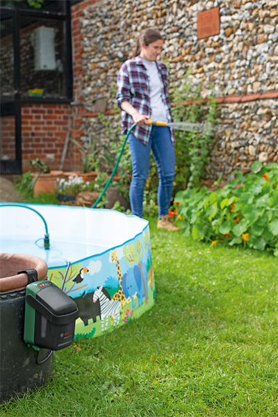 Bosch GardenPump 18-2000 Akülü Sulama Makinesi (Solo)