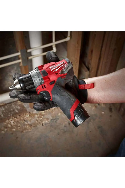 Milwaukee M12 FPD2-202X 12V Çift Akülü Darbeli Matkap