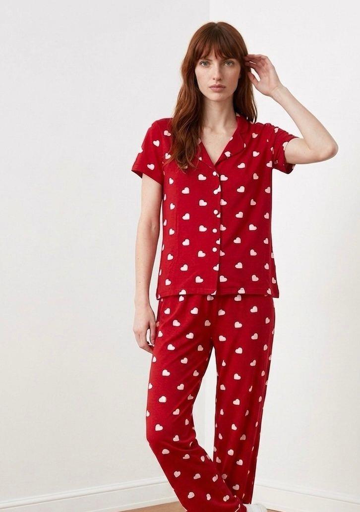 Düğmeli Pijama Takımı  Büyük Kalp Kırmızı