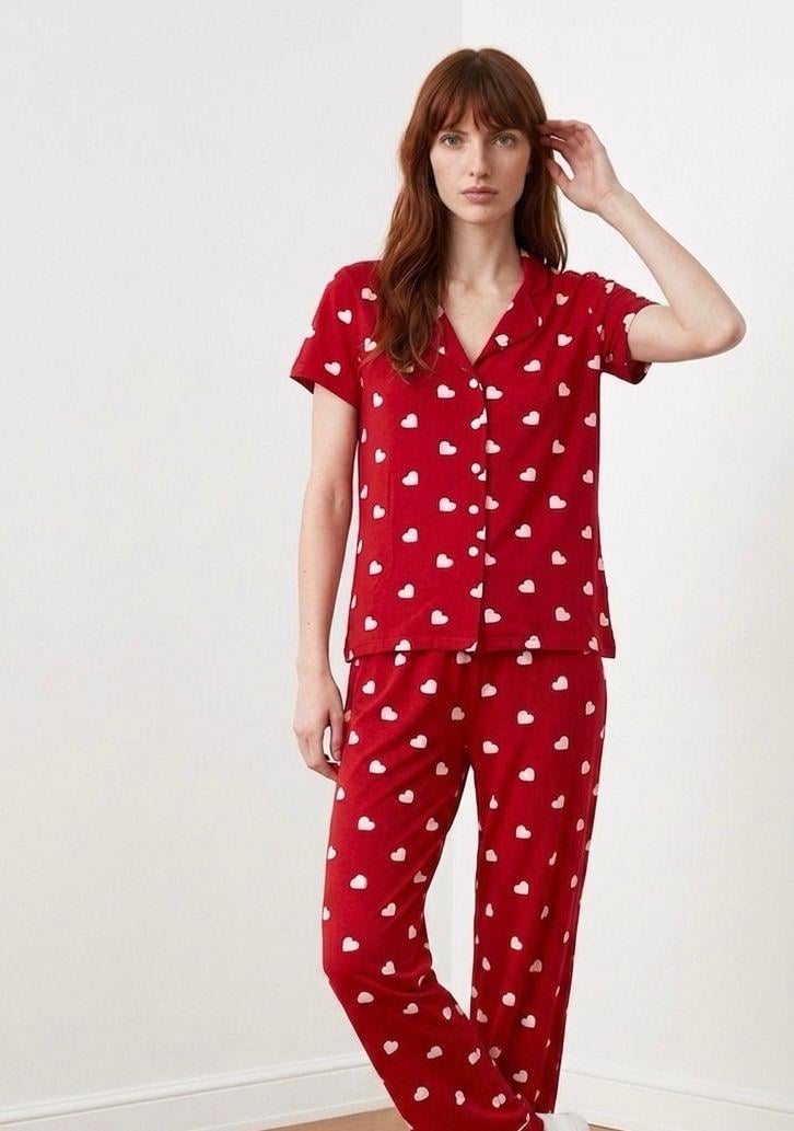 Düğmeli Pijama Takımı  Büyük Kalp Kırmızı