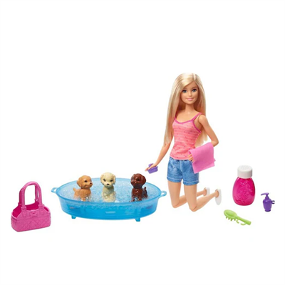 Barbie ve Köpekleri Banyo Keyfinde Oyun Seti GDJ37
