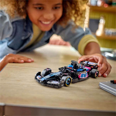 Lego Speed Champions BWT Alpine F1 Team A524 Yarış Arabası 77248
