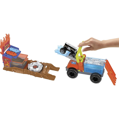 Mattel Hot Wheels Monster Trucks Lightning Play Set With Fire Extinguisher HPN73
