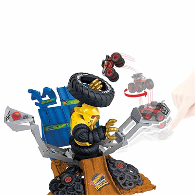 Hot Wheels Monster Trucks Arenada Şampiyonluk Mücadelesi Oyun Seti HPN71