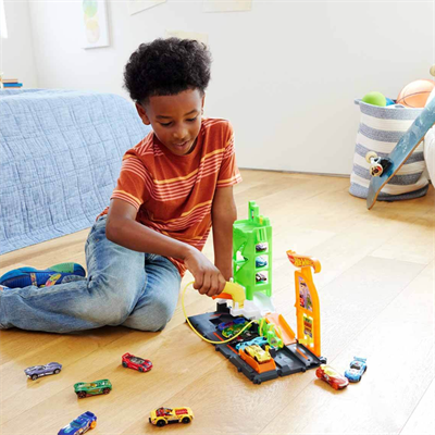 Hot Wheels Elektrikli Araç Şarj İstasyonu Oyun Seti HTN79