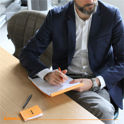 Rhodia Stapled Notepad N°18 Dot -Orange- A4. 80 Yaprak Noktalı