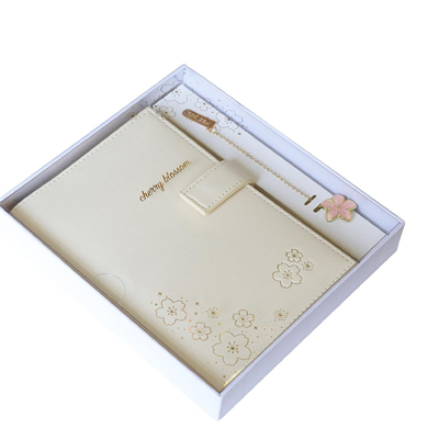 Vj Kutulu Defter 13X18 Cm 80 Gr. Ivory 96 Yp. Kitap Ayraçlı