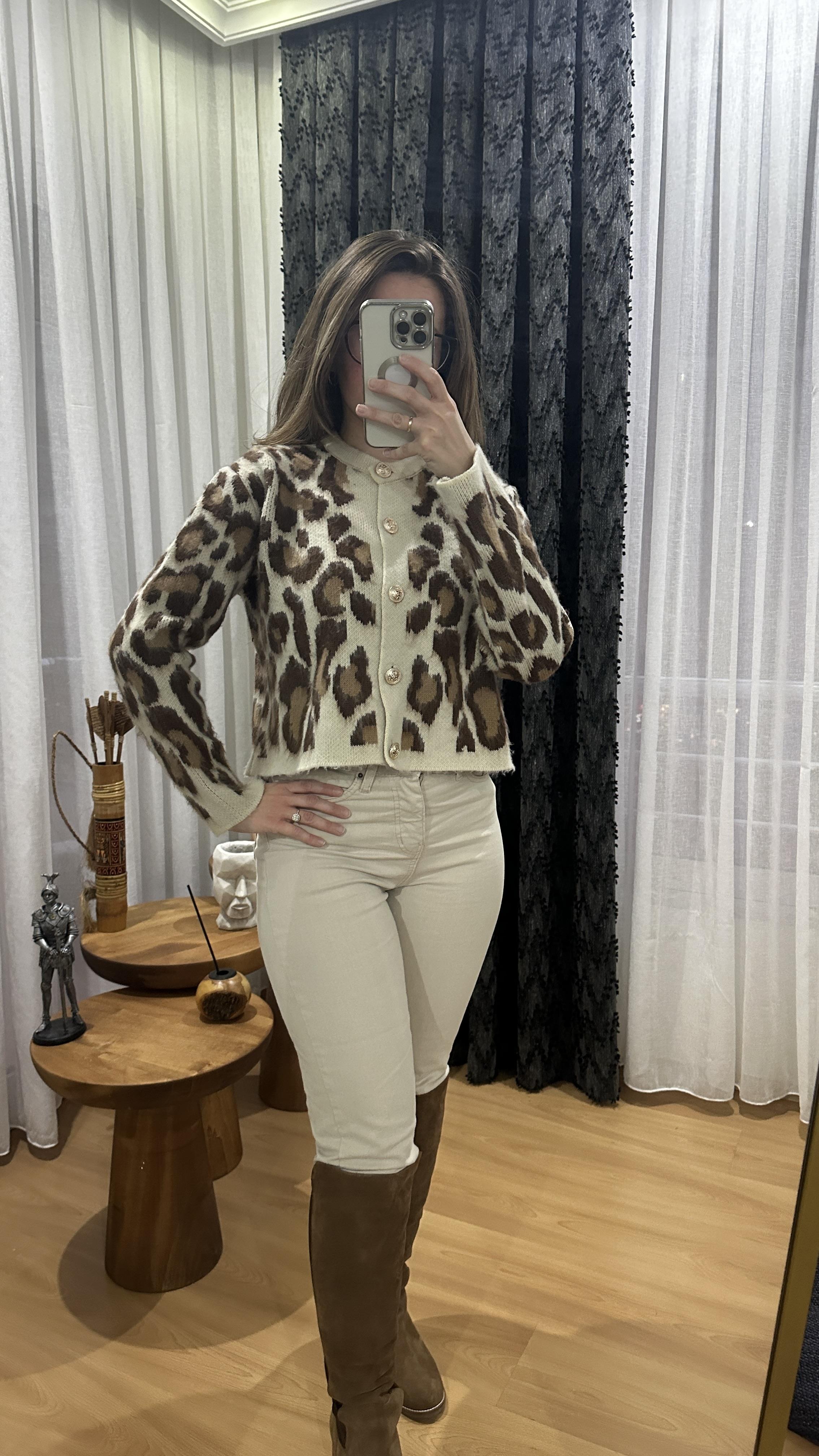 Ekru Kahve Leopar Desen Yumoş Hırka