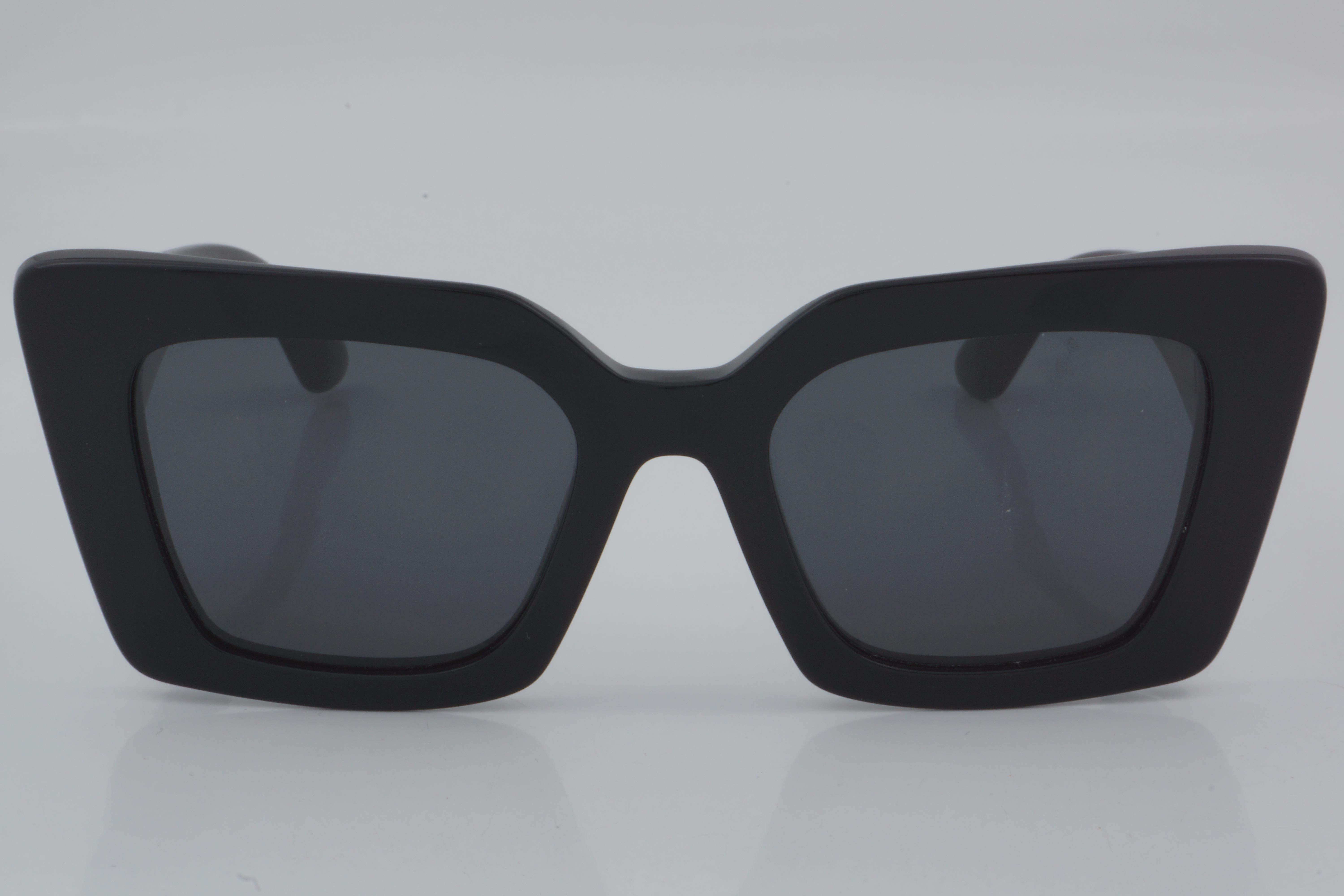 Burberry BE 4344 3001/87 51 - 01 Güneş Gözlüğü