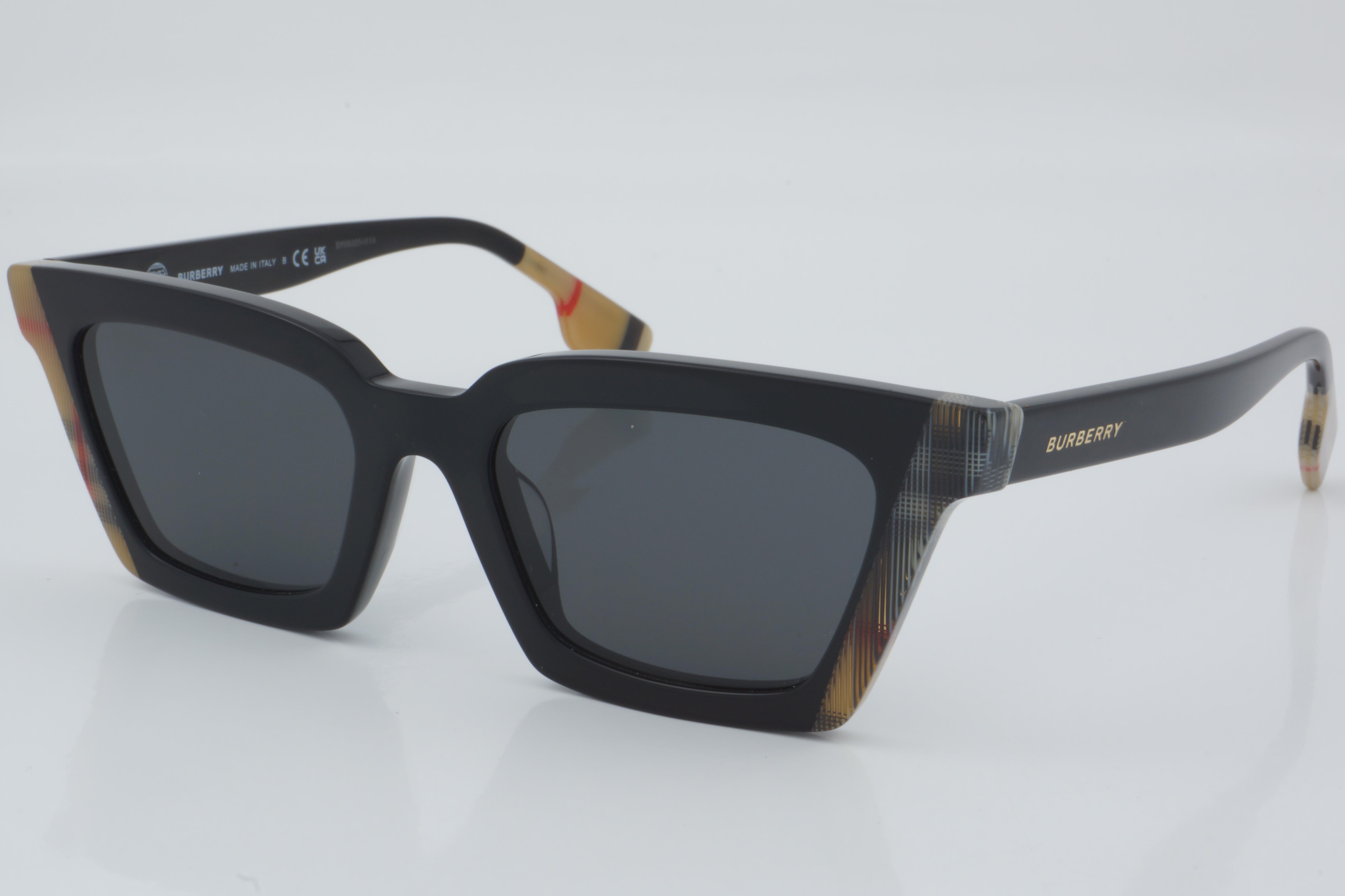 Burberry BE 4392-U 4055/87 52 - 01 Güneş Gözlüğü