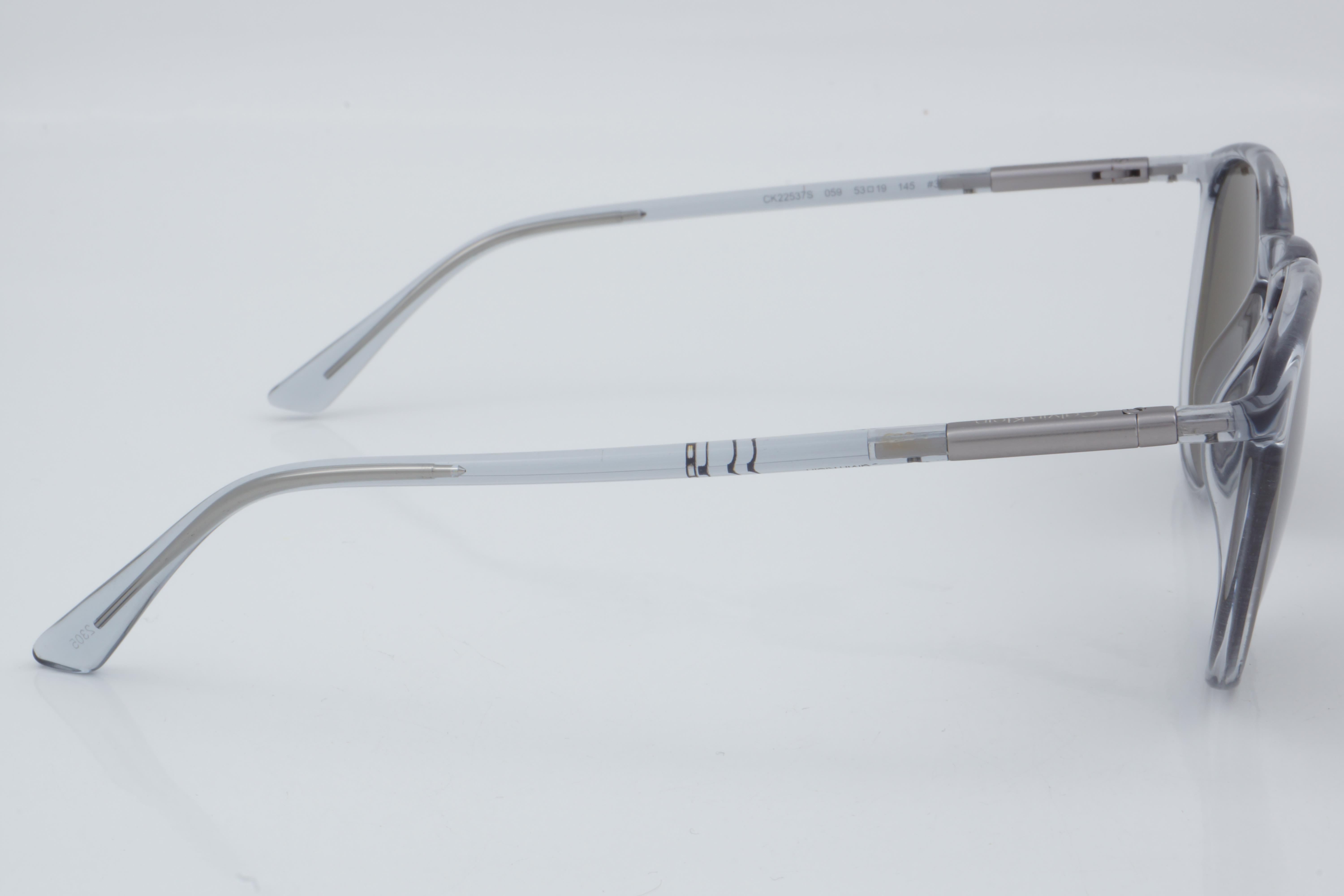 Calvin Klein CK 22537S 059 53 - 01 Güneş Gözlüğü