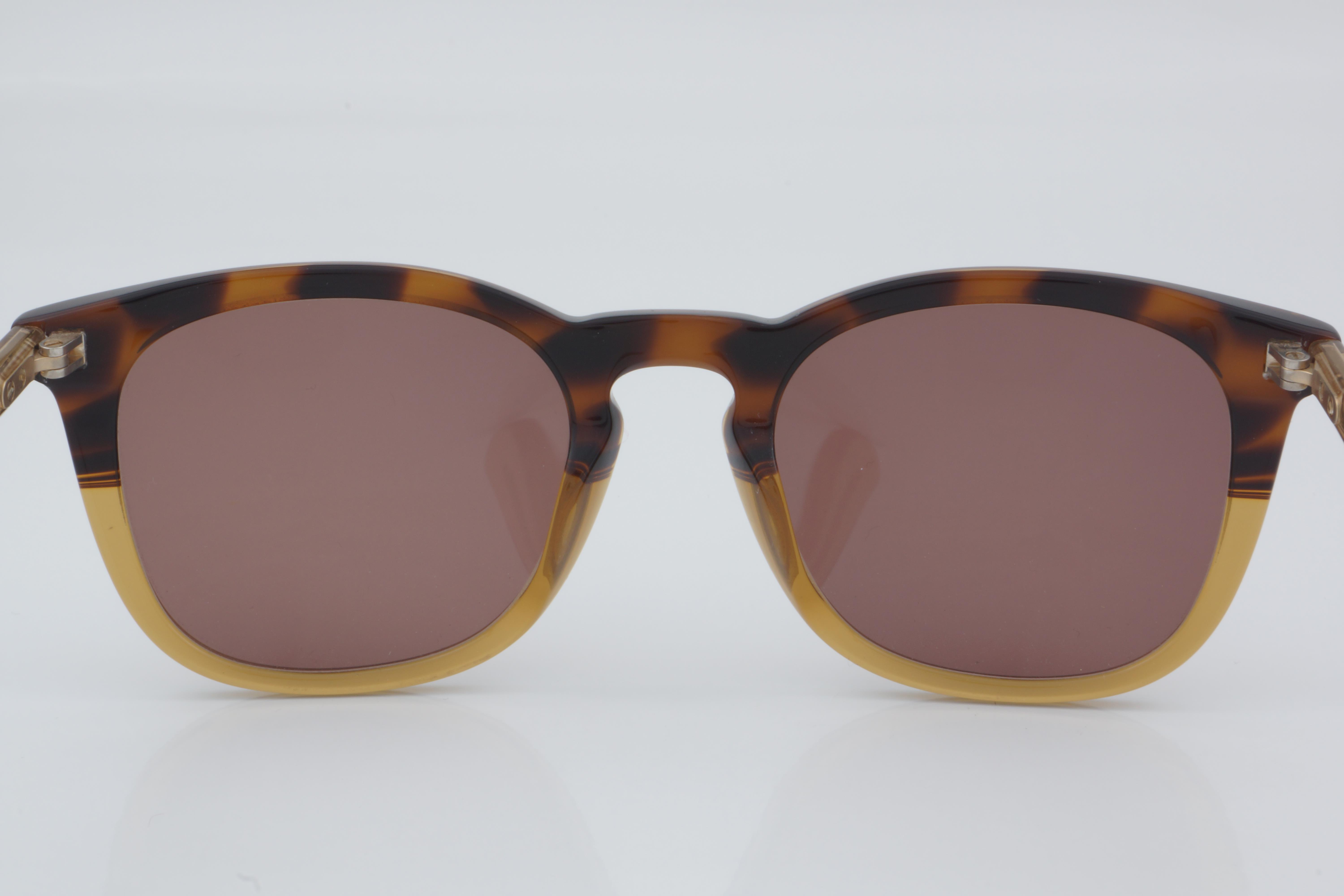 Calvin Klein CK 23501S 220 51 - 01 Güneş Gözlüğü