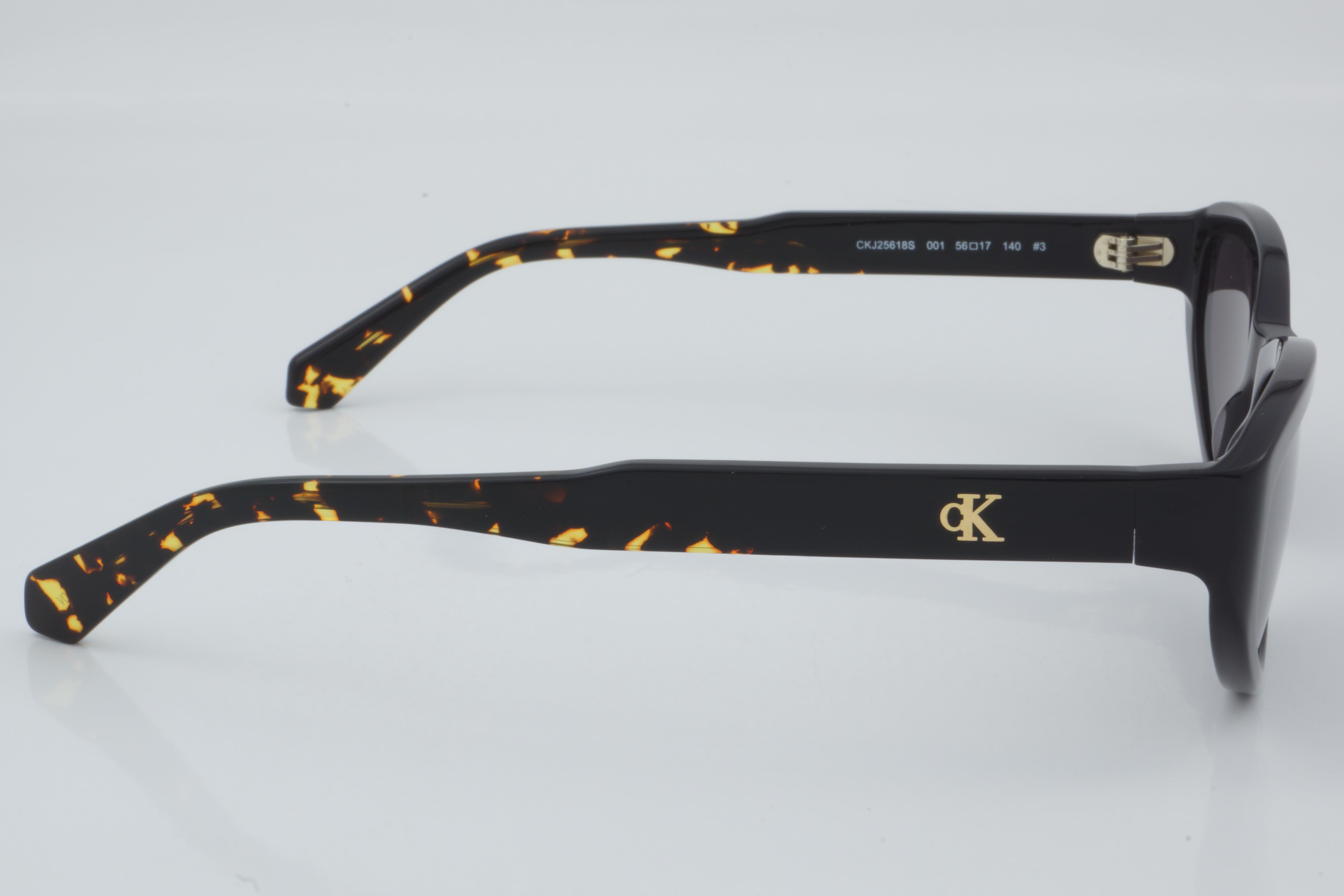 Calvin Klein Jeans CKJ25618S 001 56 - 01 Güneş Gözlüğü