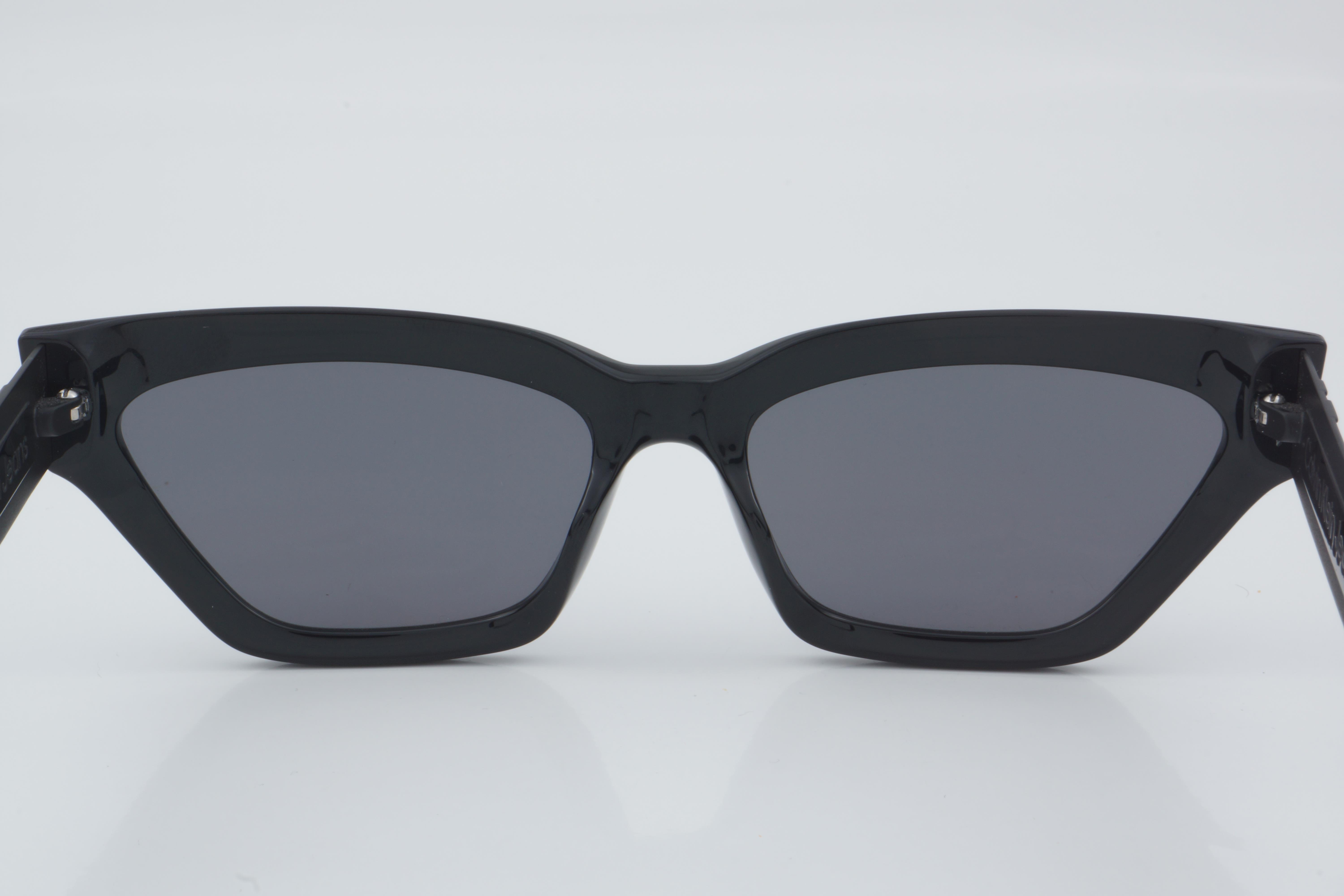 Calvin Klein Jeans CKJ 22640S 001 57 - 01 Güneş Gözlüğü