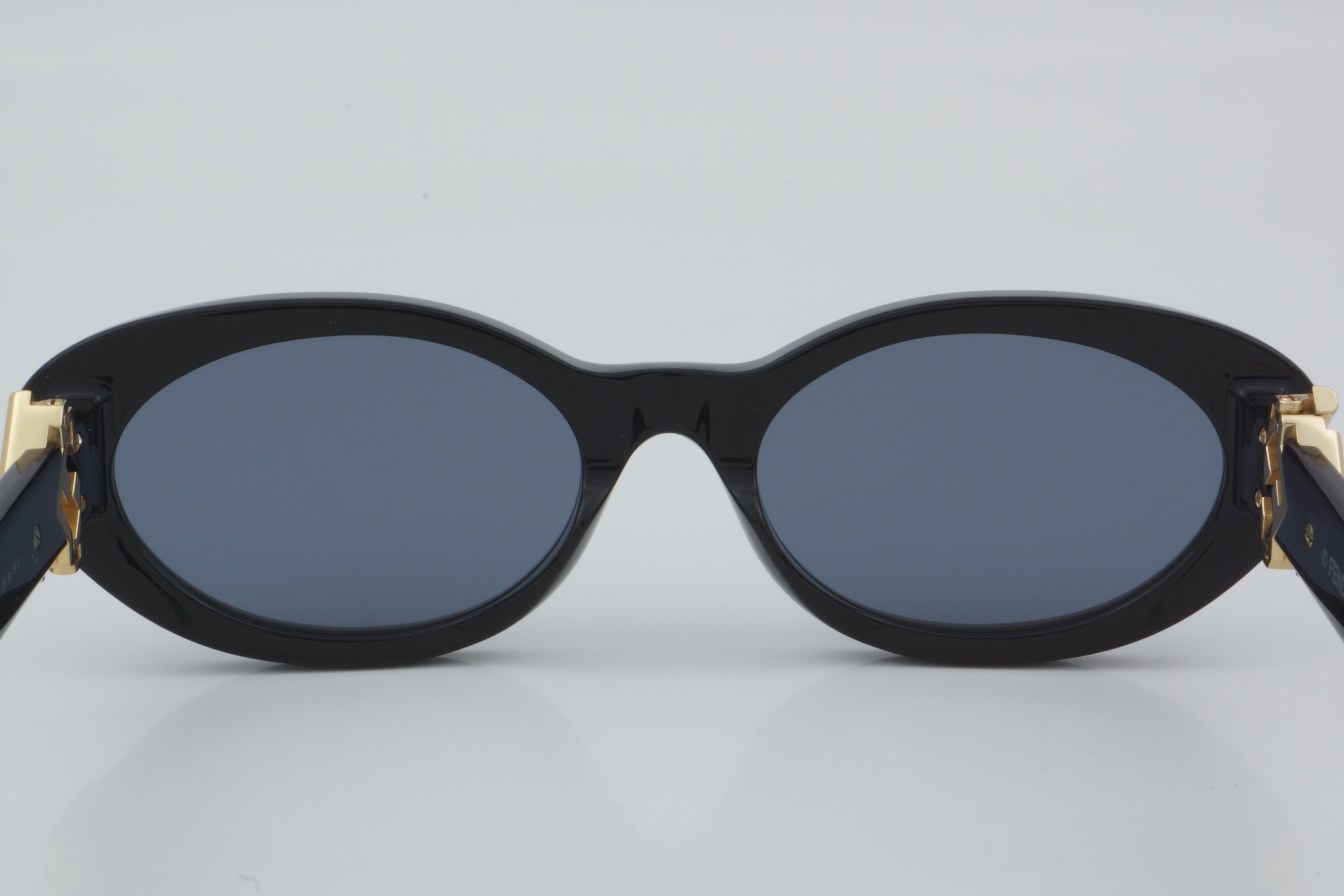 Fendi FE 40140U 01A 53 - 01 Güneş Gözlüğü