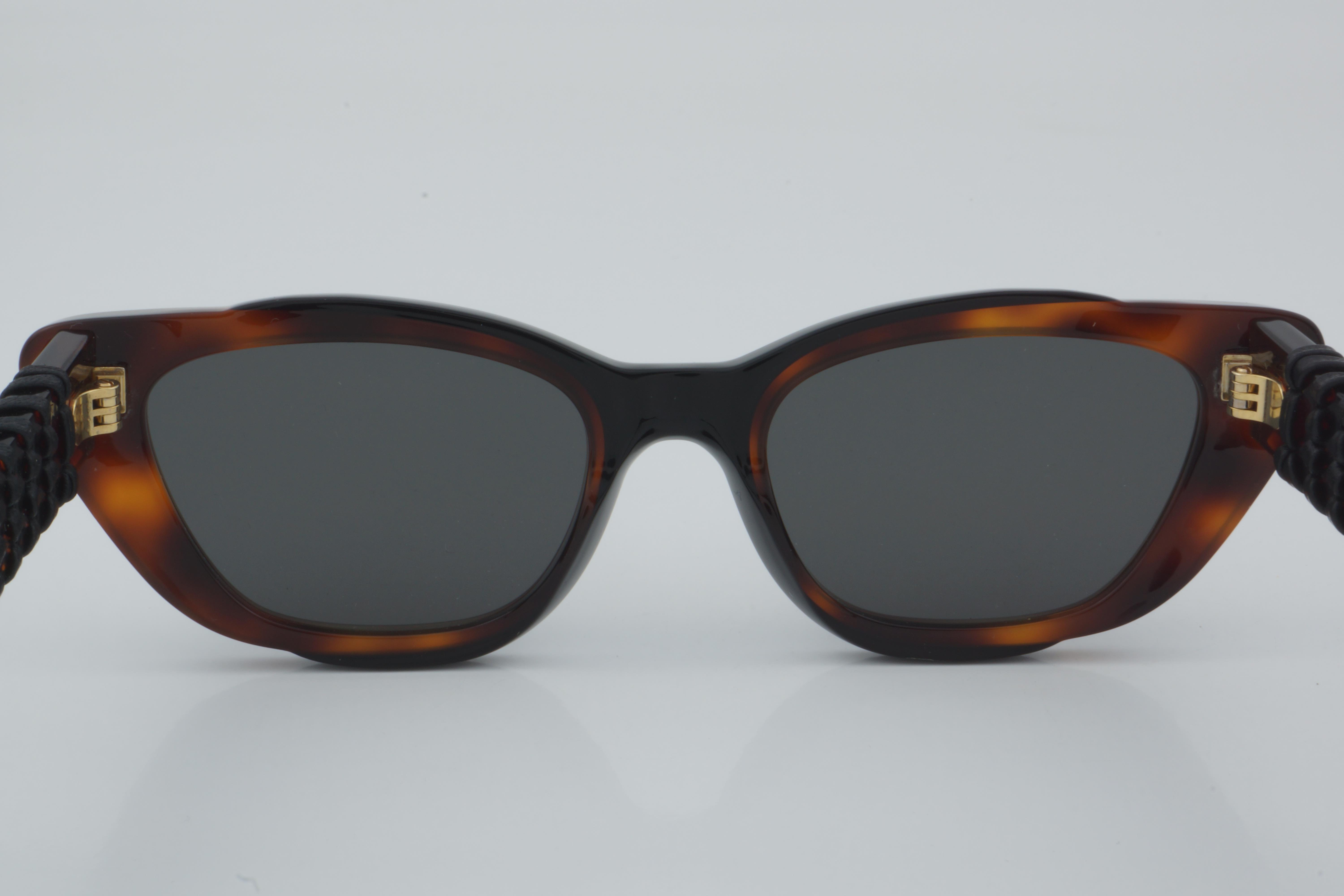 Fendi FE 40171I 53A 49 - 01 Güneş Gözlüğü