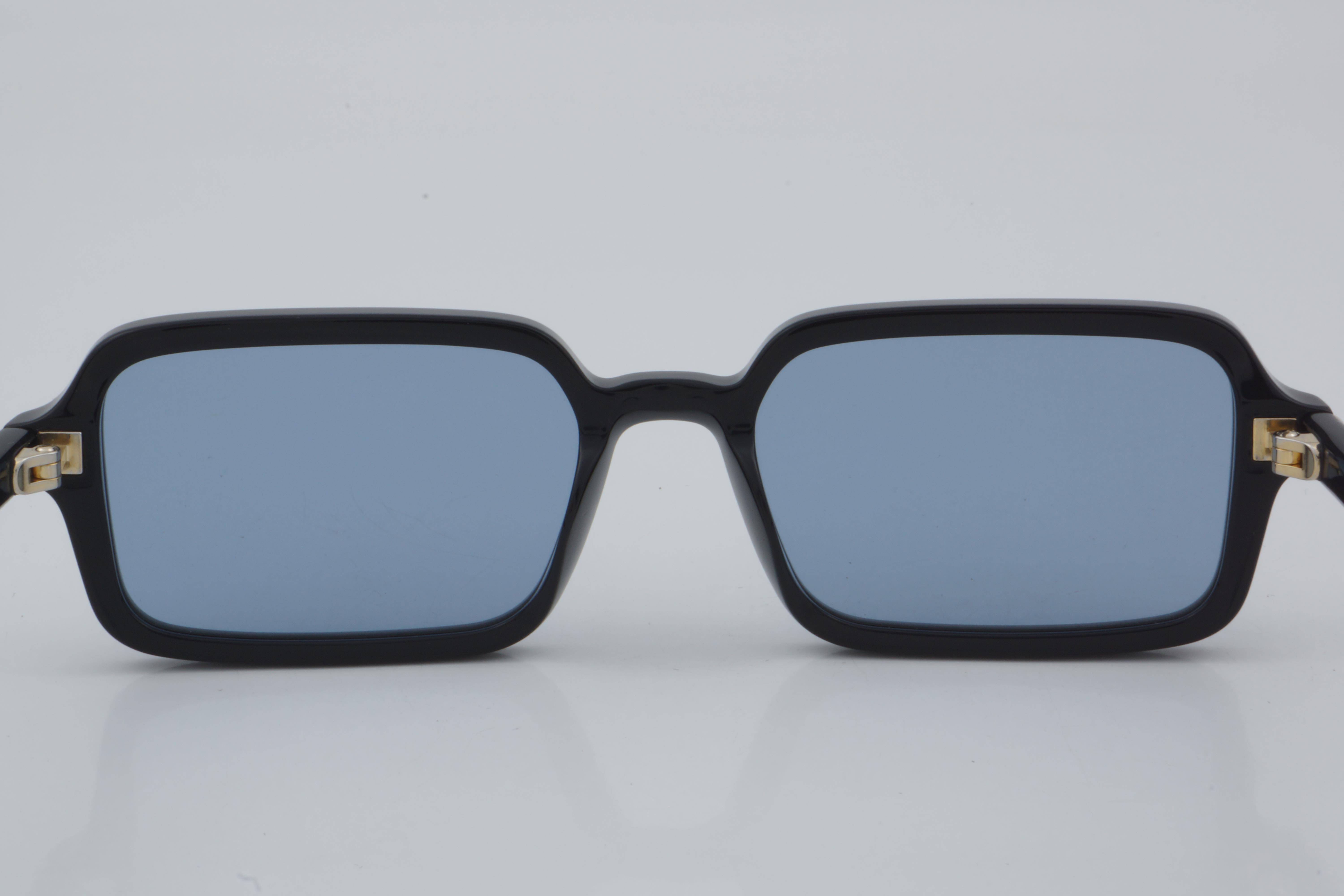 Fendi FE 40174I 01X 51 - 01 Güneş Gözlüğü