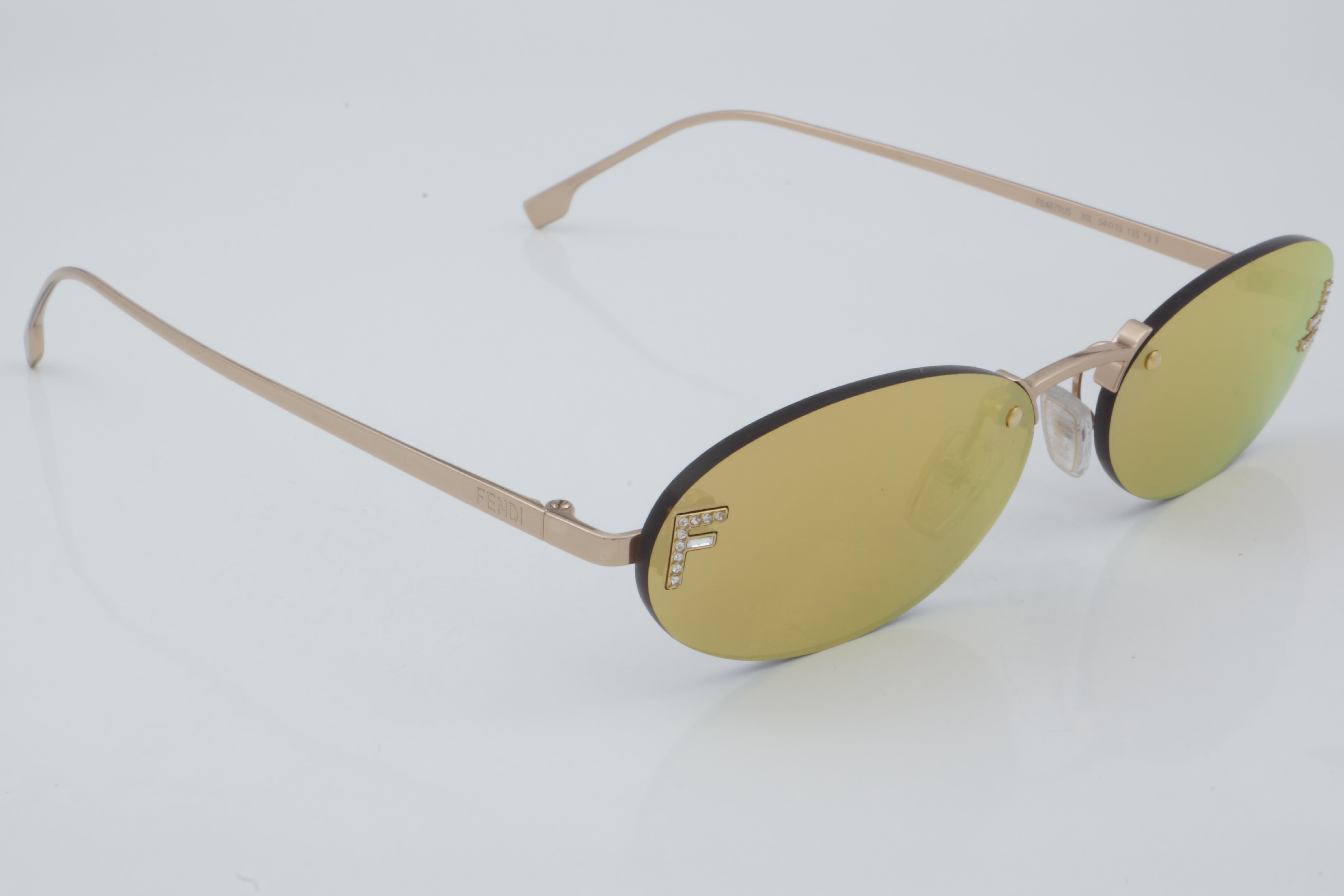 Fendi FE 4075US 30L 54 - 01 Güneş Gözlüğü