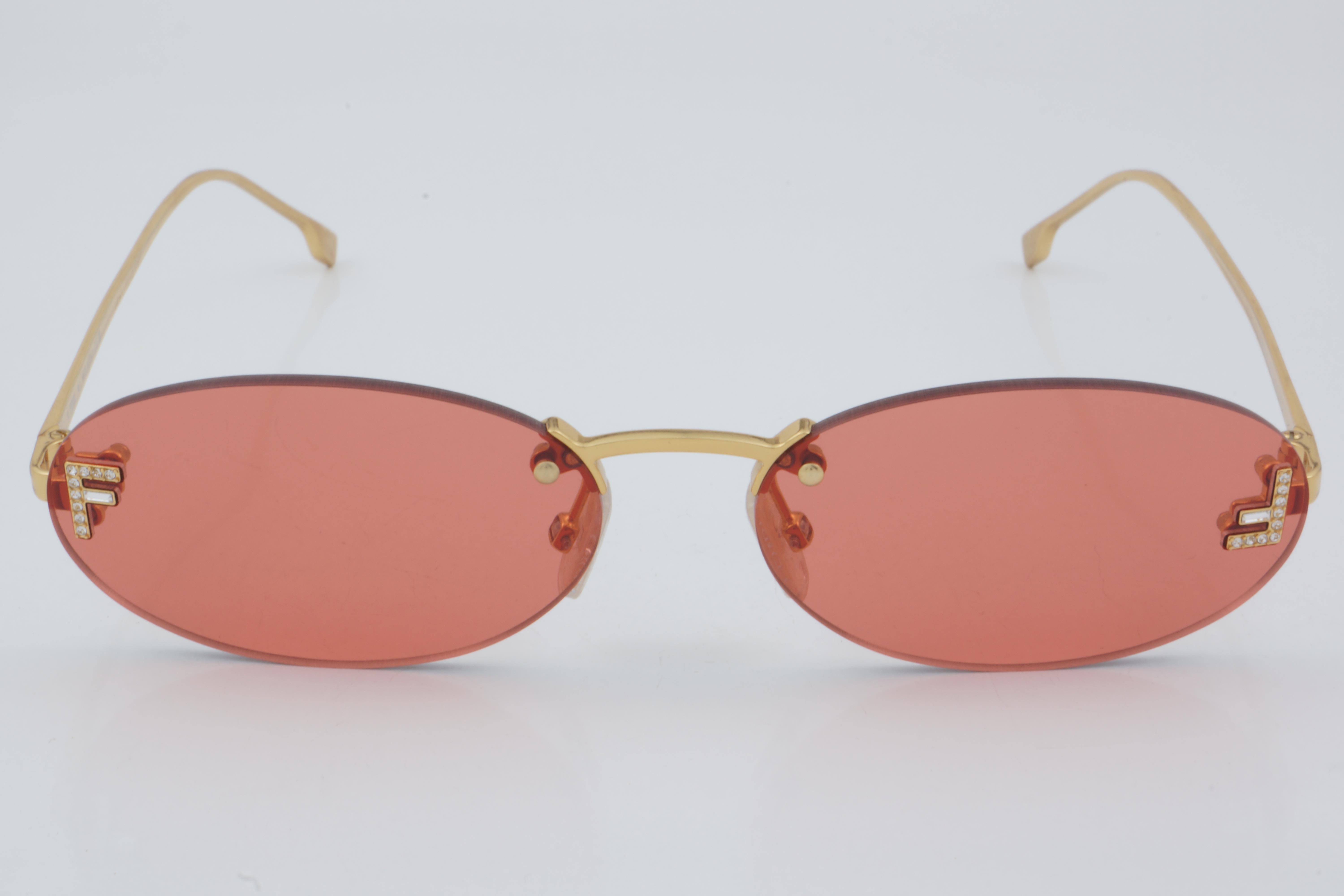 Fendi FE 4075US 30S 54 - 01 Güneş Gözlüğü