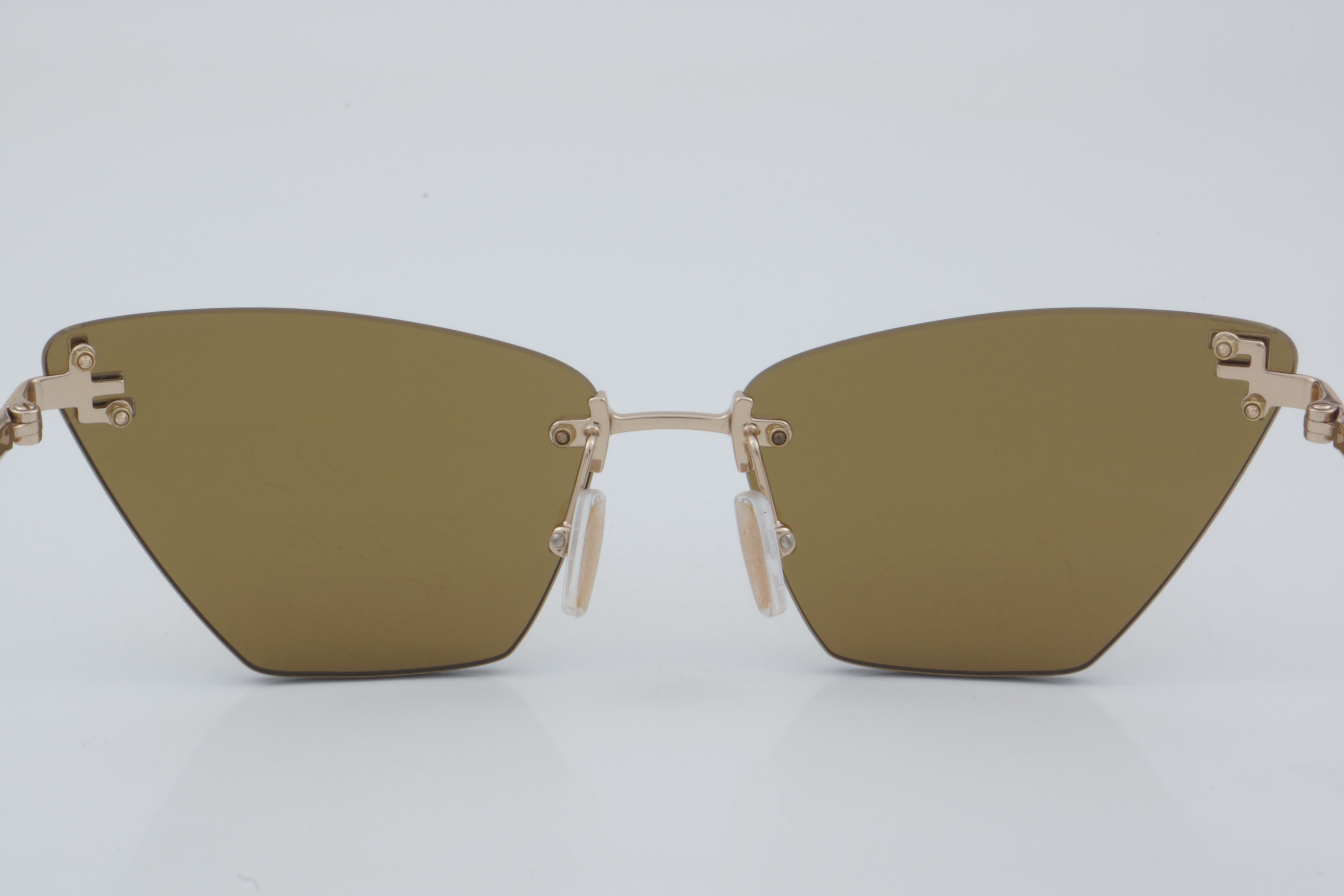 Fendi FE 4160US 28E 57 - 01 Güneş Gözlüğü