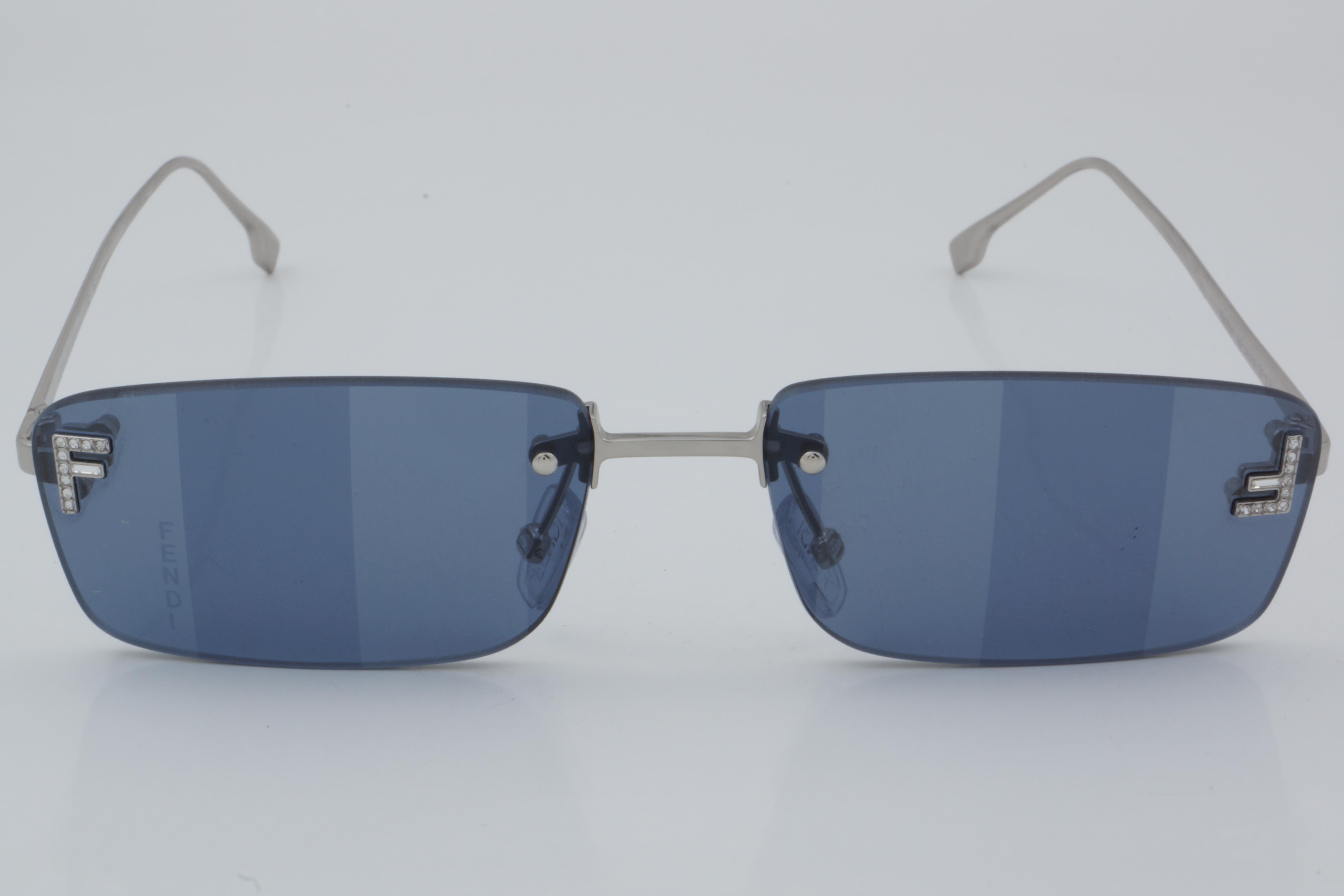 Fendi FE 4172US 16X 54 - 01 Güneş Gözlüğü