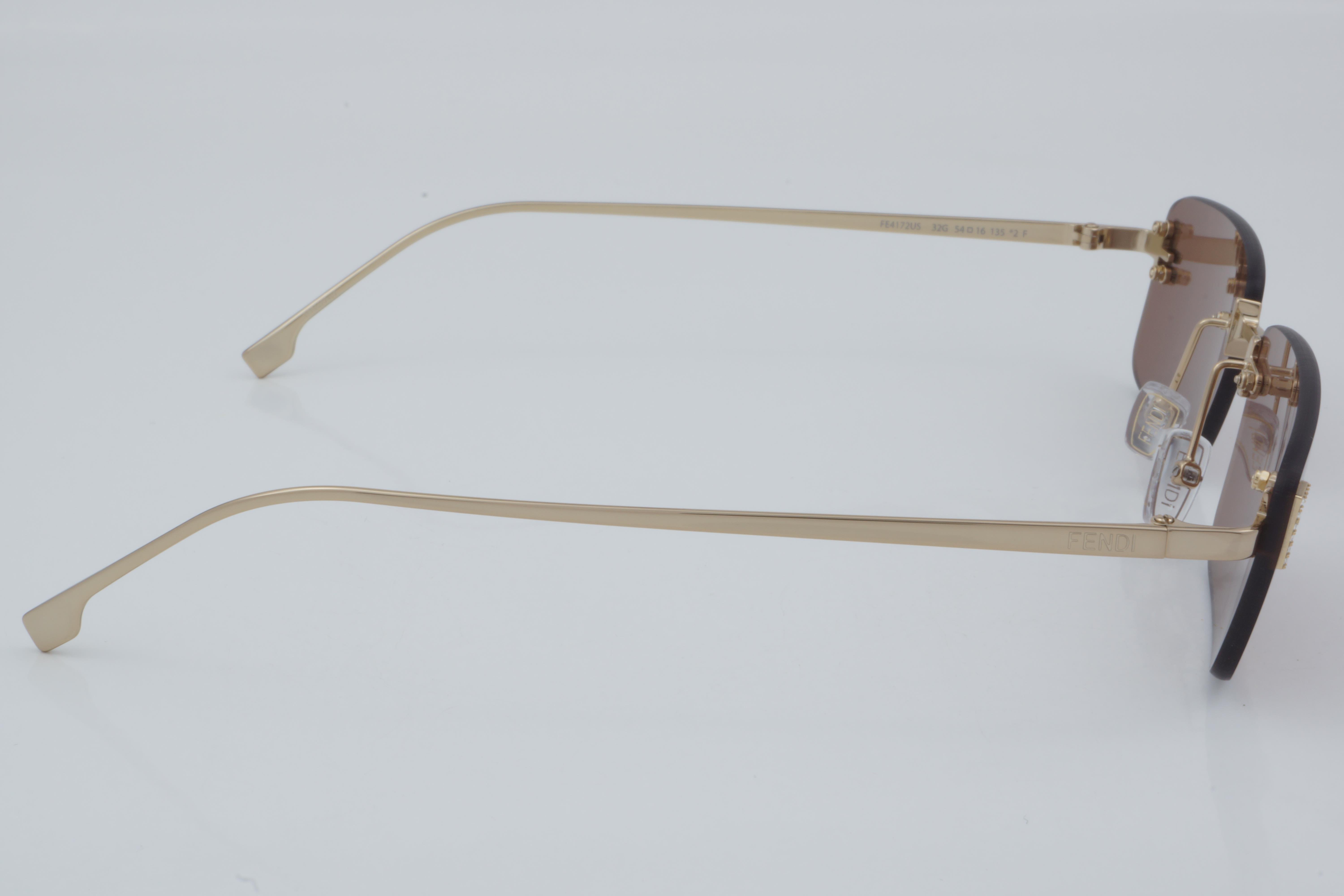 Fendi FE 4172US 32G 54 - 01 Güneş Gözlüğü