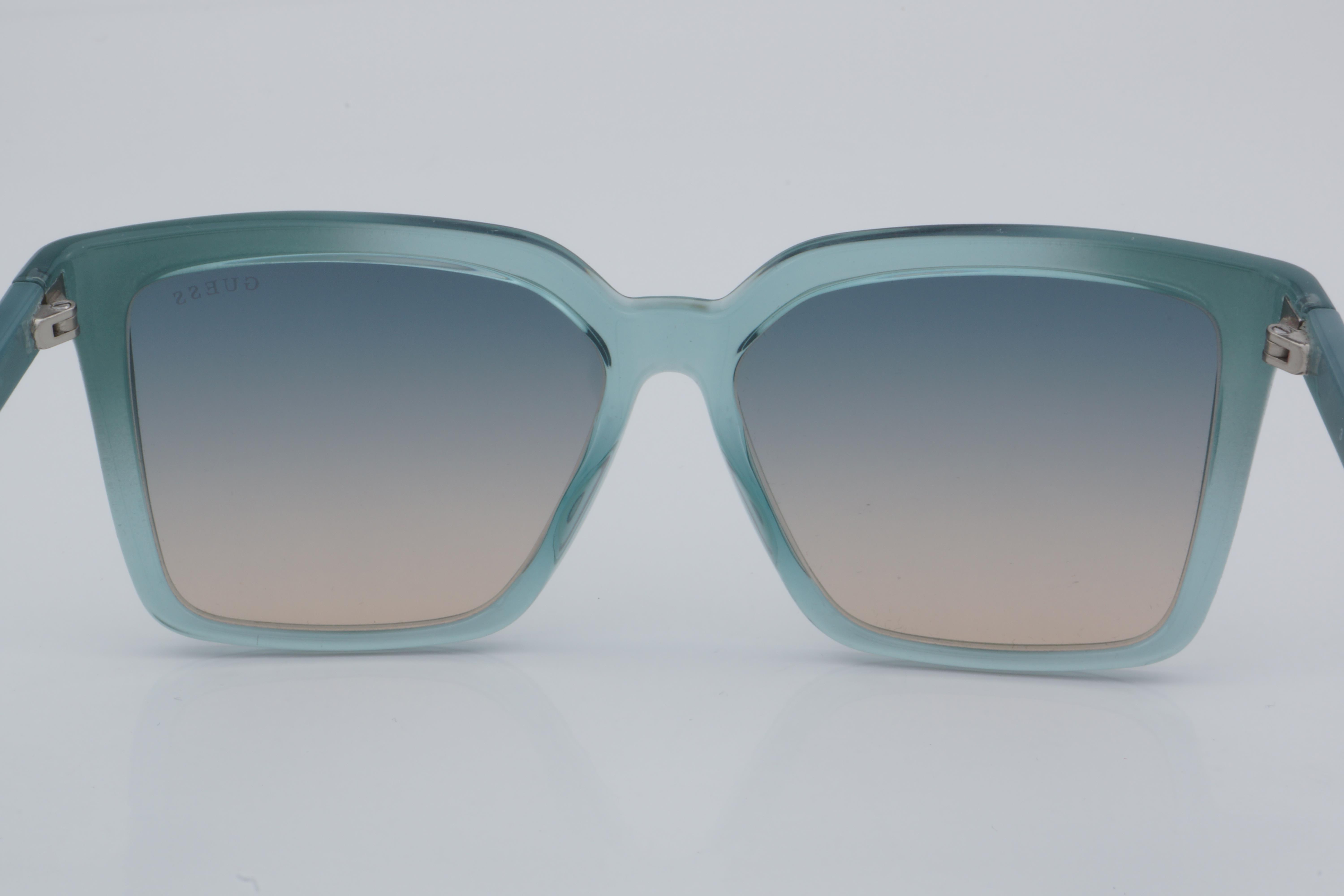 Guess GU 00099 89W 55 - 01 Güneş Gözlüğü