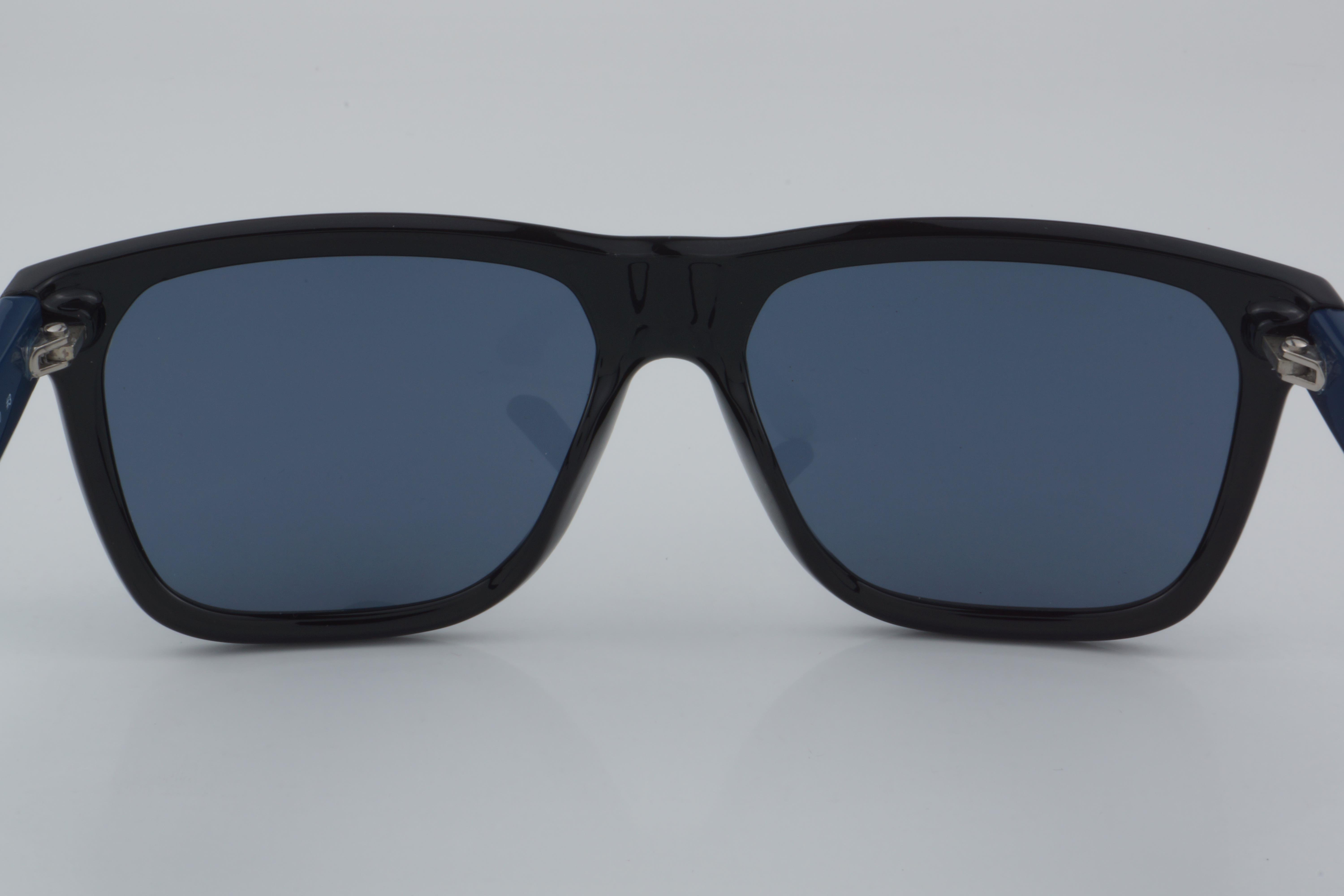 Lacoste L732S N 001 56 - 01 Güneş Gözlüğü