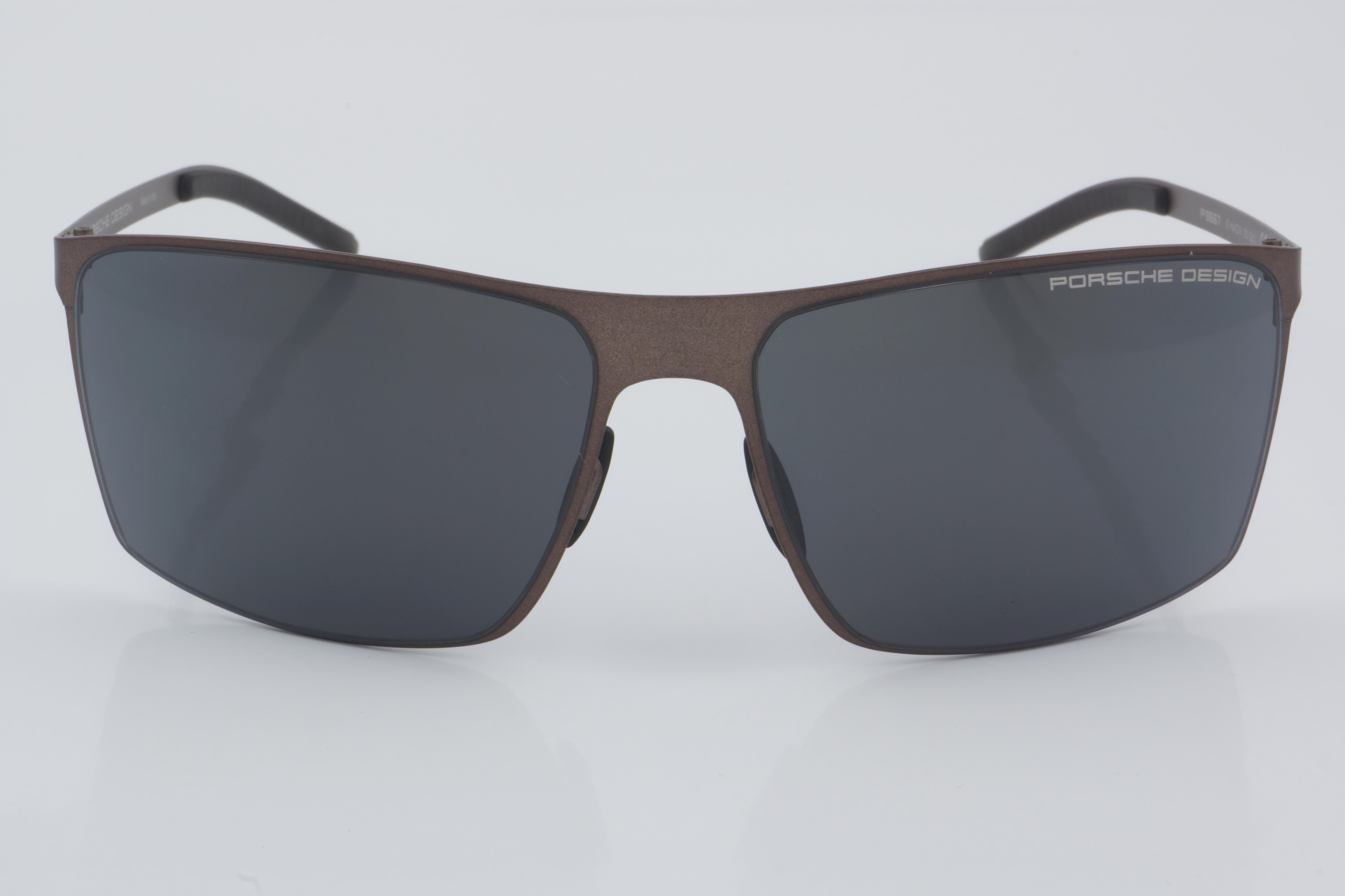 Porsche Design P 8667 B 64 - 01 Güneş Gözlüğü