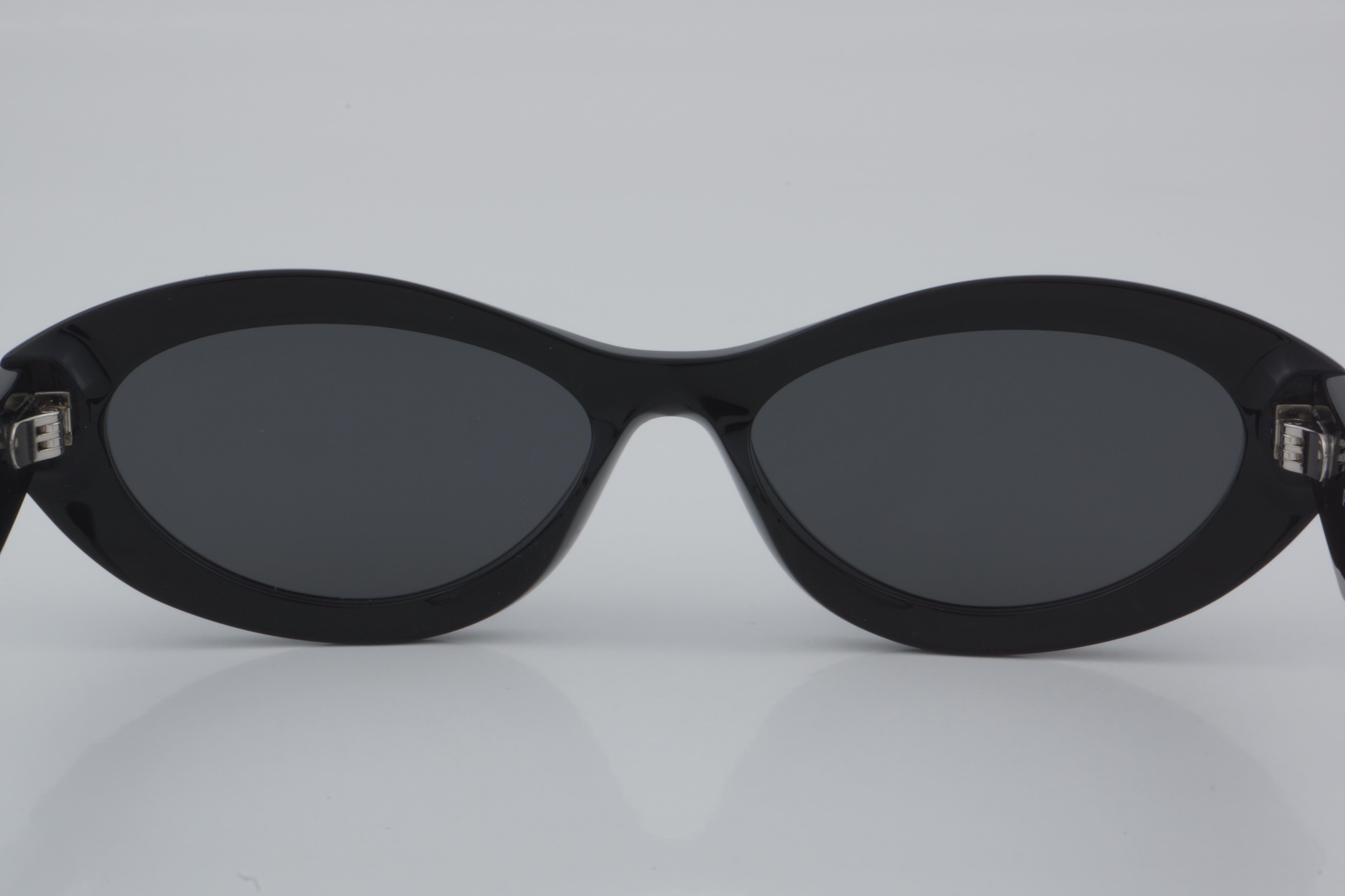Prada SPR 26Z 16K-08Z 55 - 01 Güneş Gözlüğü