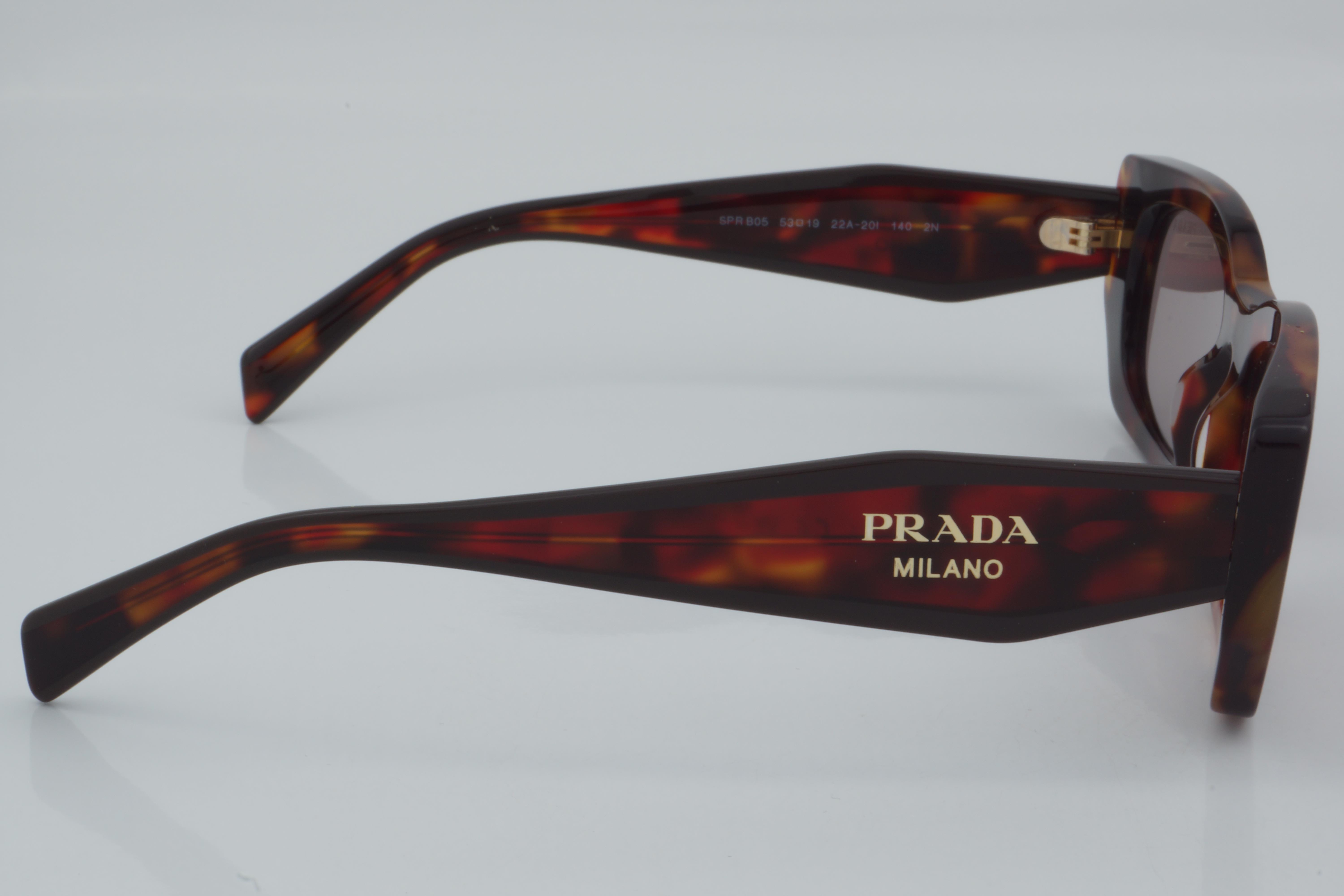 Prada SPR B05 22A-20I 53 - 01 Güneş Gözlüğü