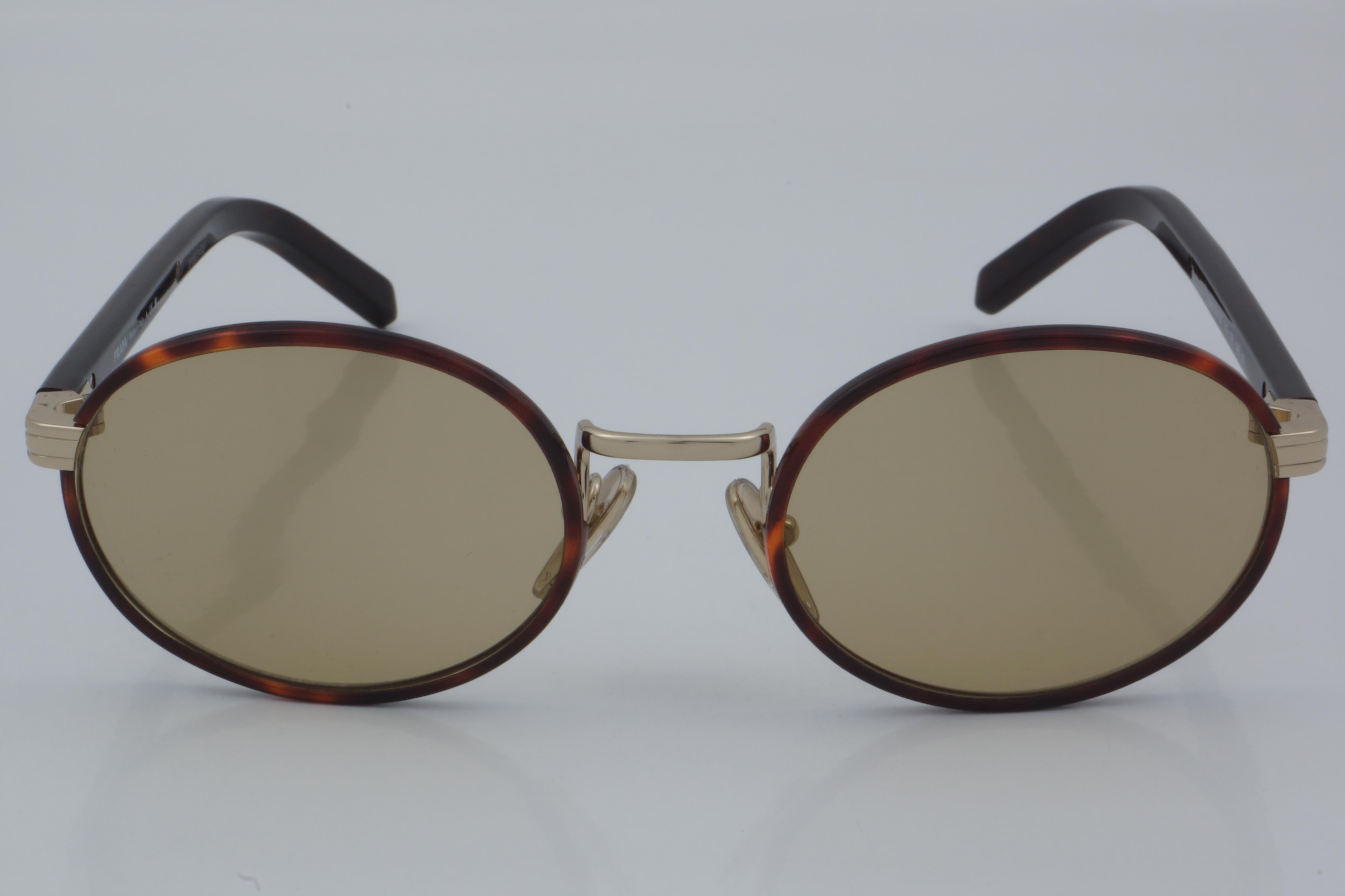 Prada SPR B56 21E-10R 52 - 01 Güneş Gözlüğü