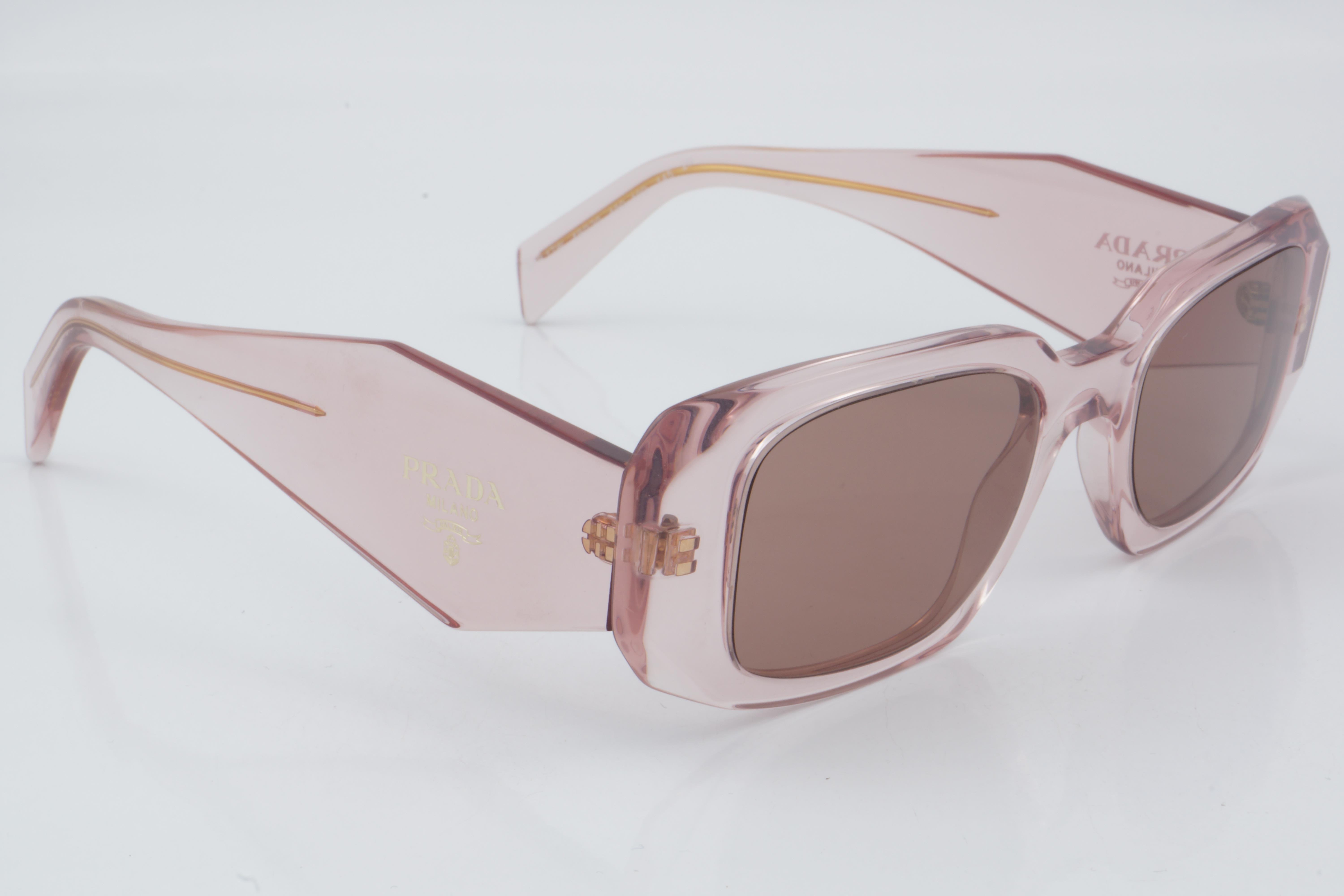 Prada SPR 17W 19Q-10D 49 - 01 Güneş Gözlüğü