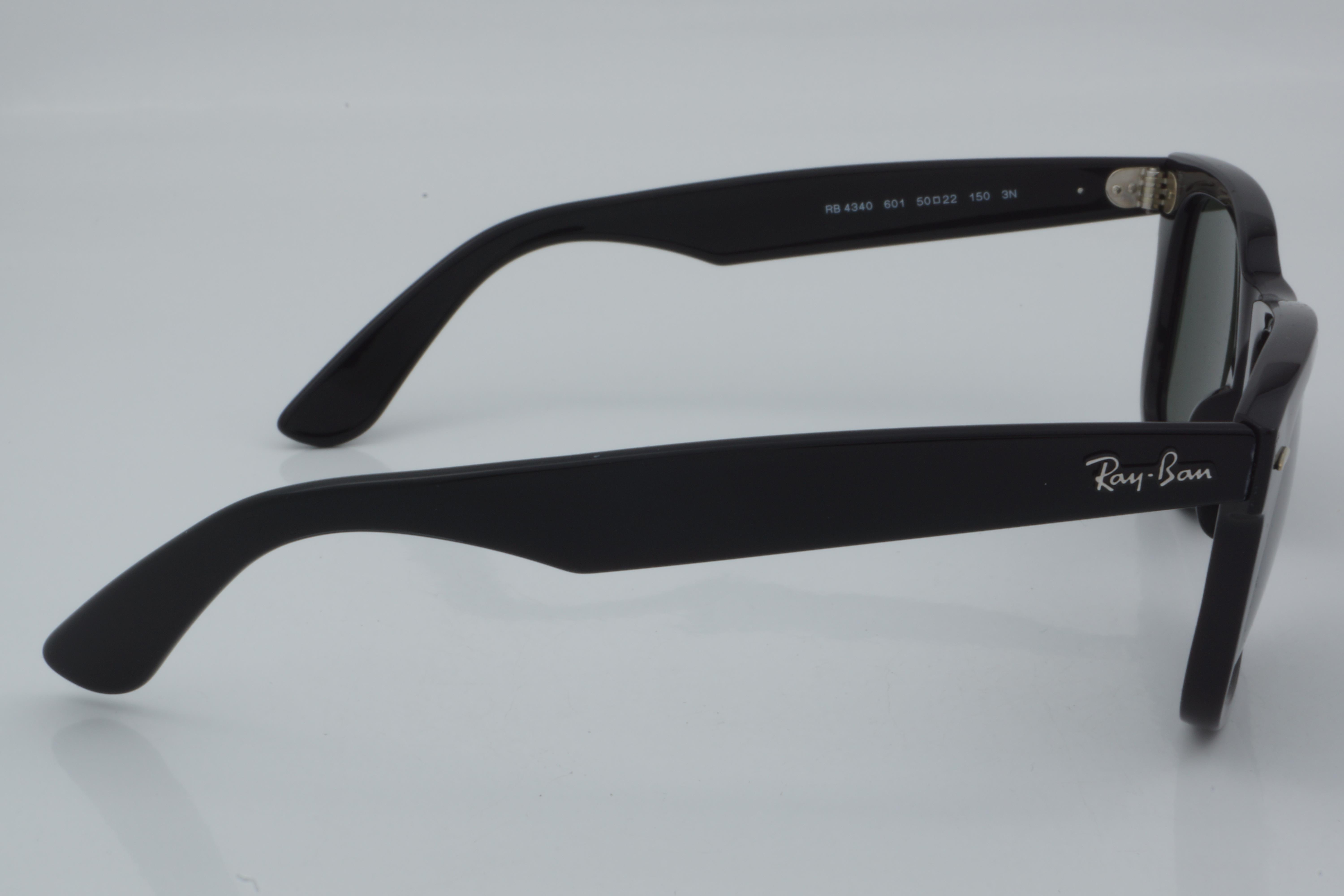 Ray-Ban RB 4340 601 50 - 01 Güneş Gözlüğü