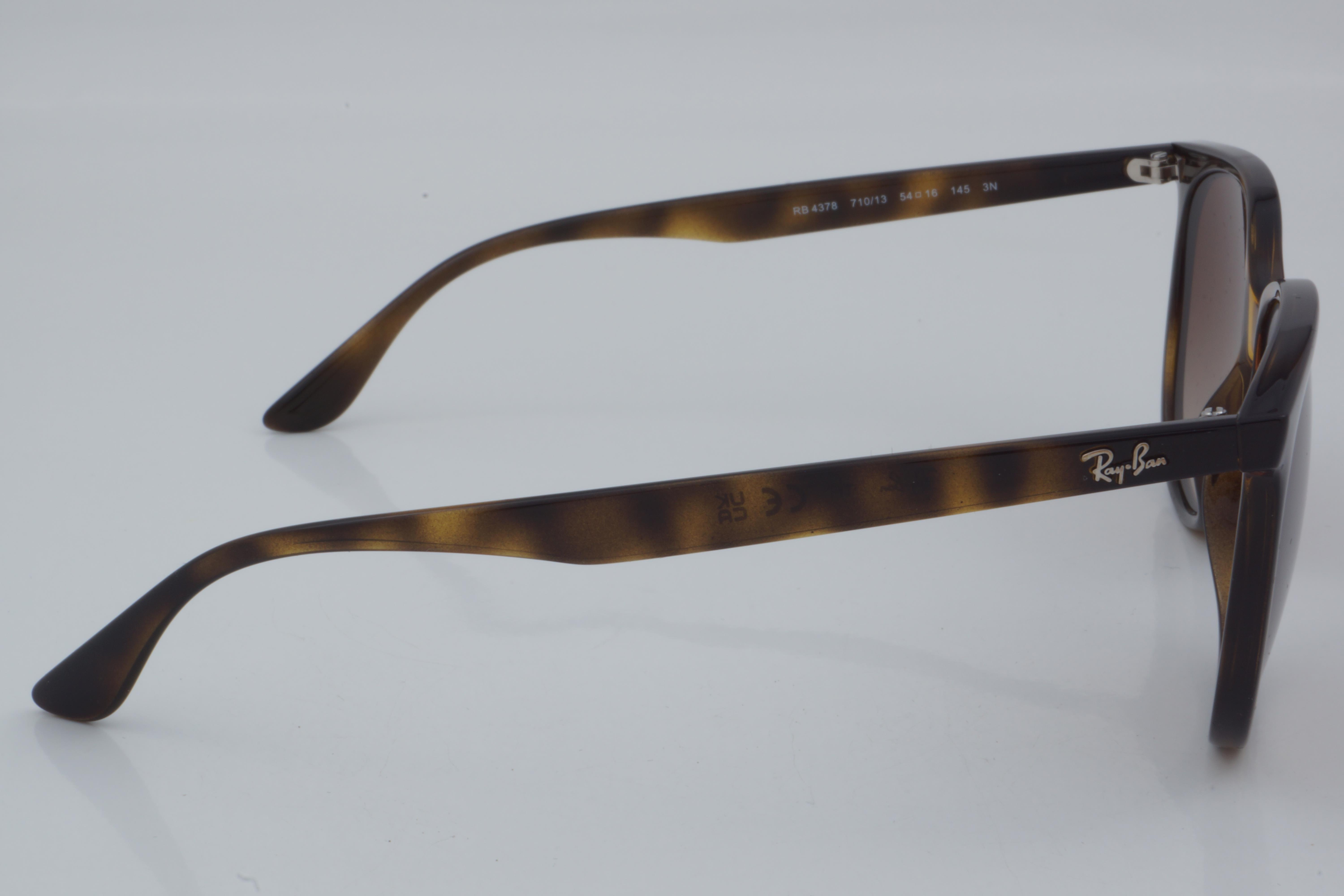 Ray-Ban RB 4378 710/13 54 - 01 Güneş Gözlüğü