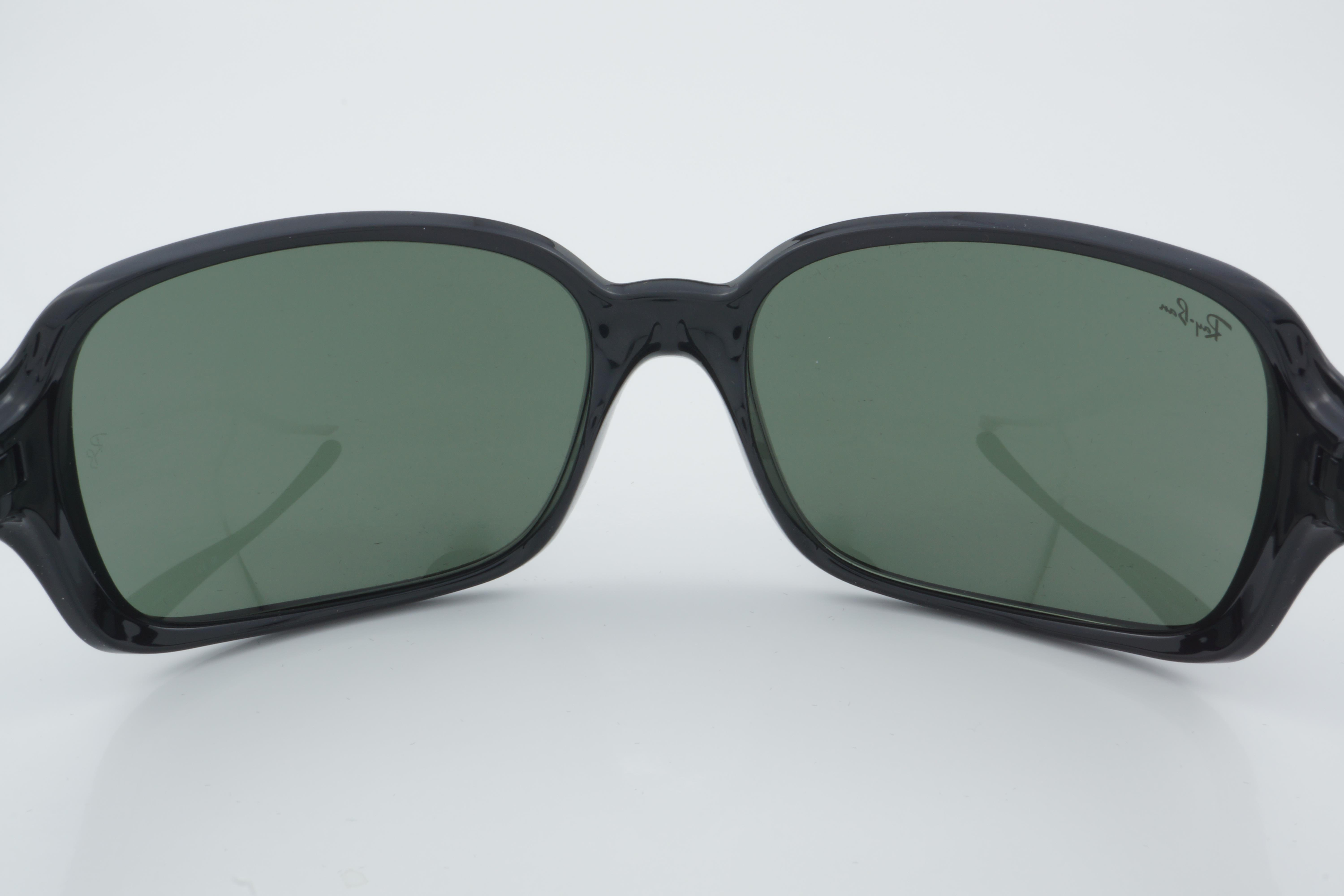 Ray-Ban RB 4068 601 60 - 01 Güneş Gözlüğü