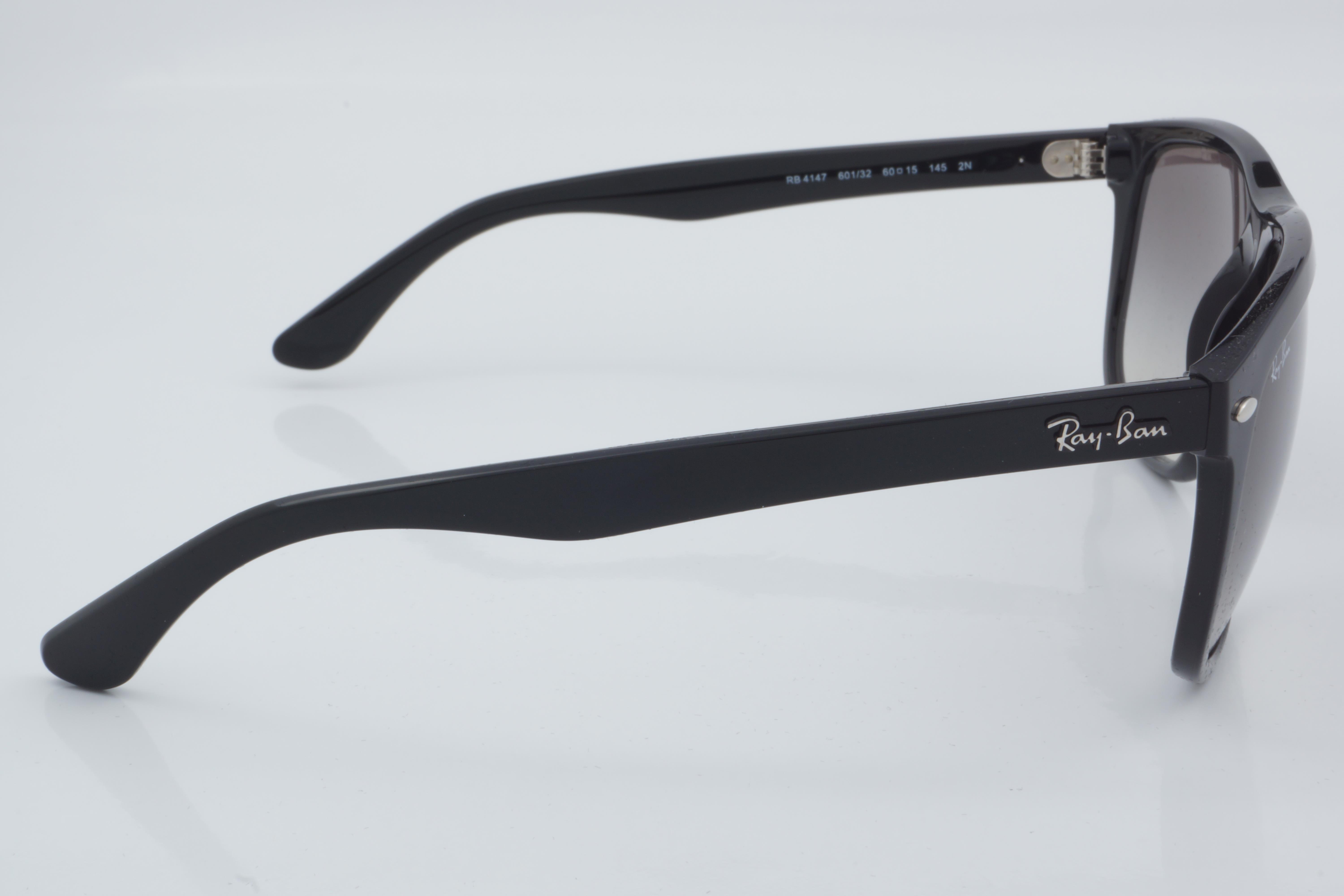 Ray-Ban RB 4147 601/32 60 - 01 Güneş Gözlüğü