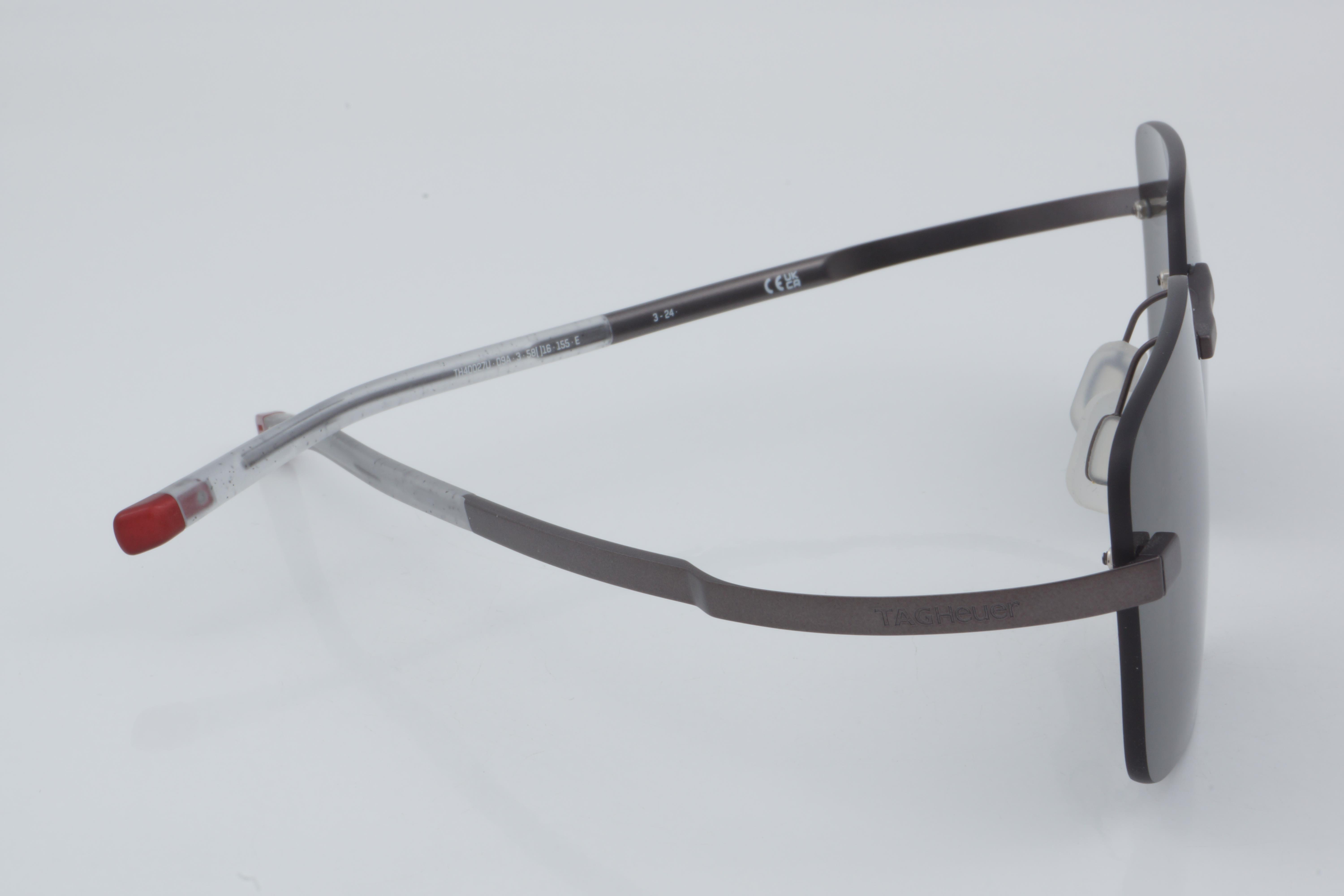 Tag Heuer TH 40027U 09A 58 - 01 Güneş Gözlüğü