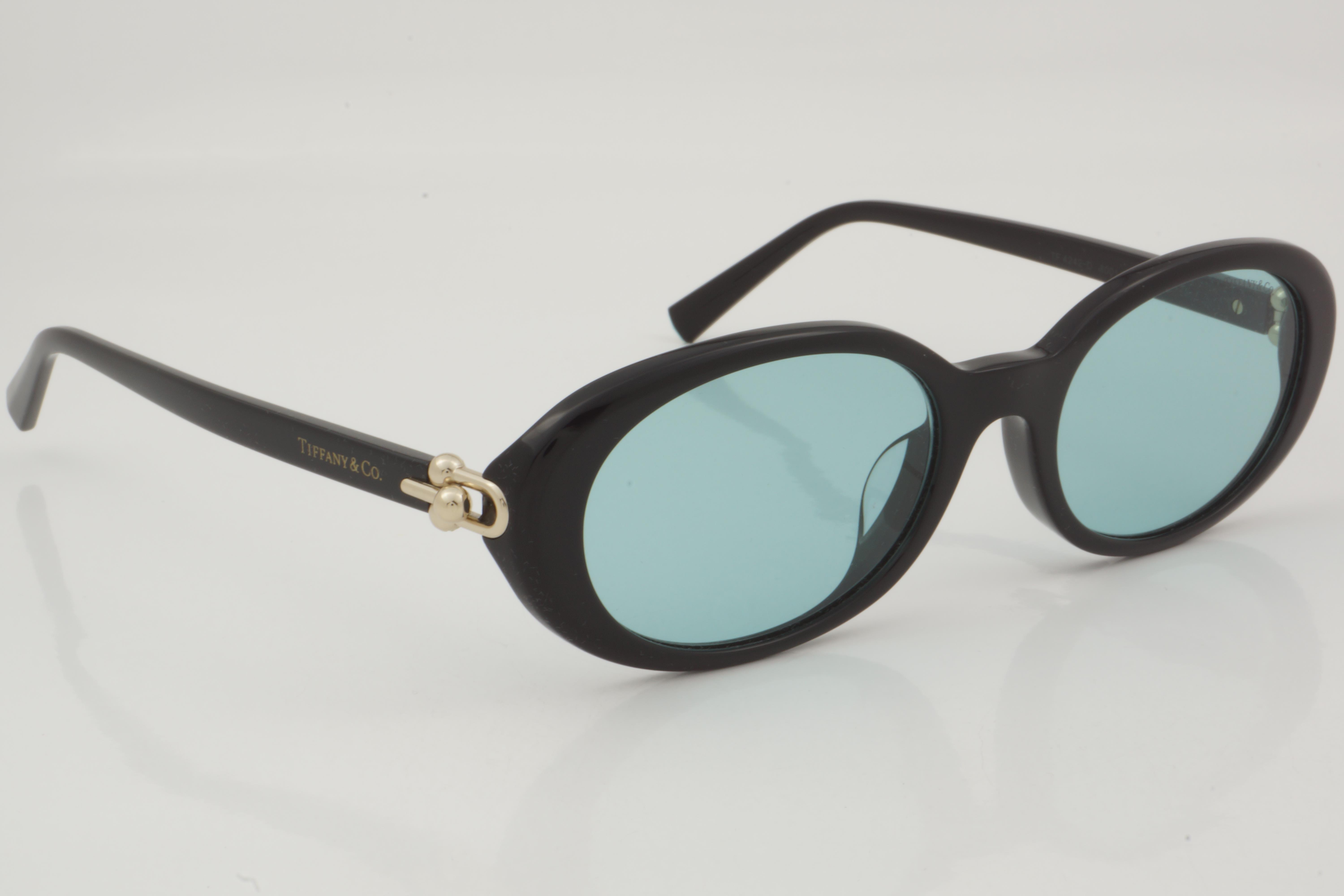 Tiffany & Co. TF 4242-D 8001/D9 54 - 01 Güneş Gözlüğü