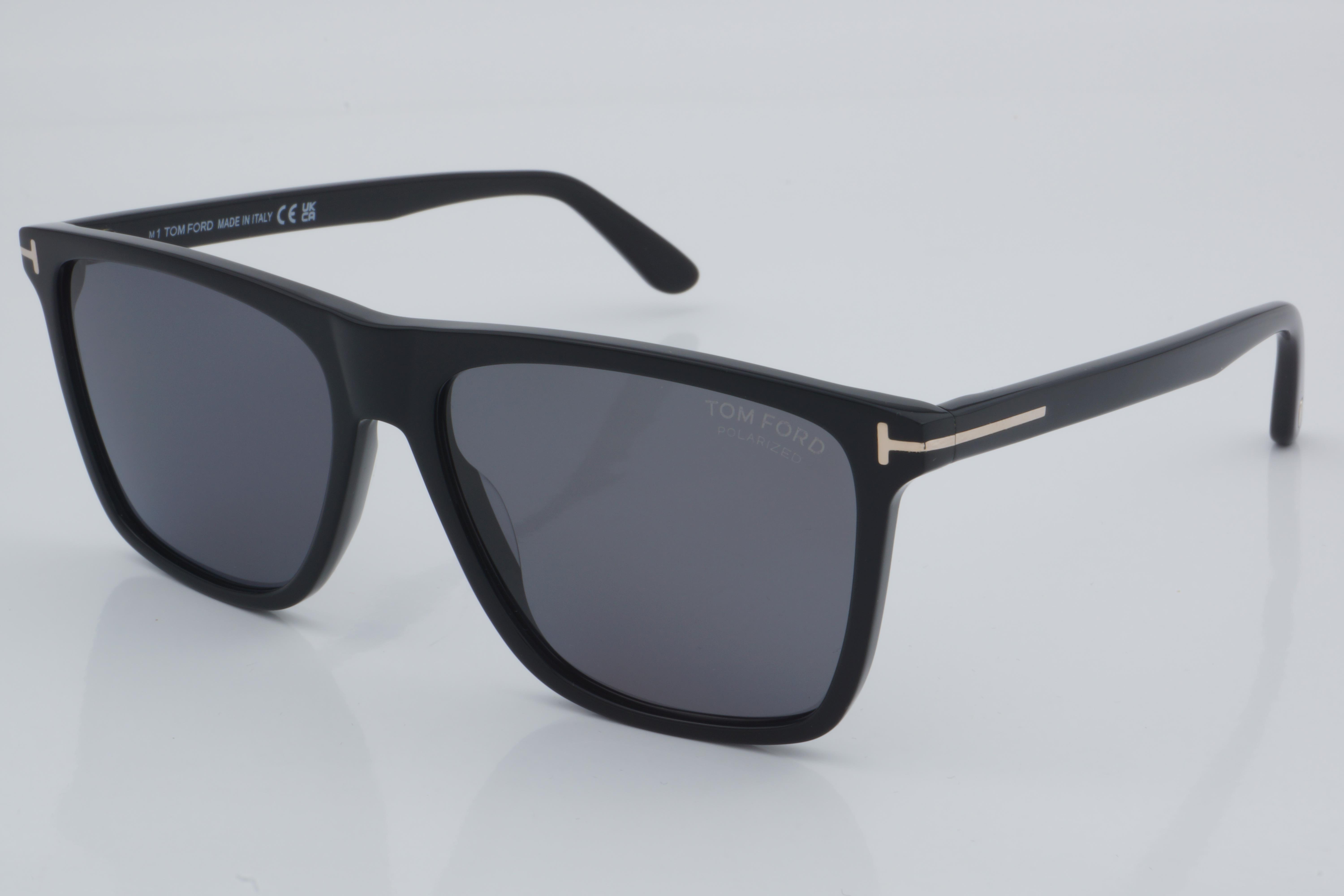 Tom Ford TF 0832 01D 57 - 01 Güneş Gözlüğü